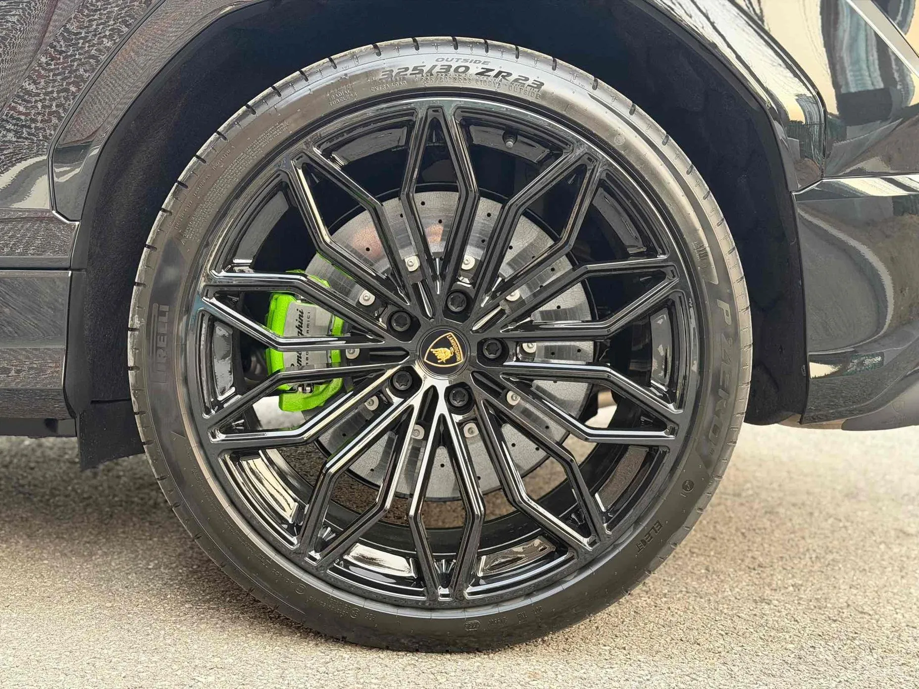 Lamborghini Urus превью 6