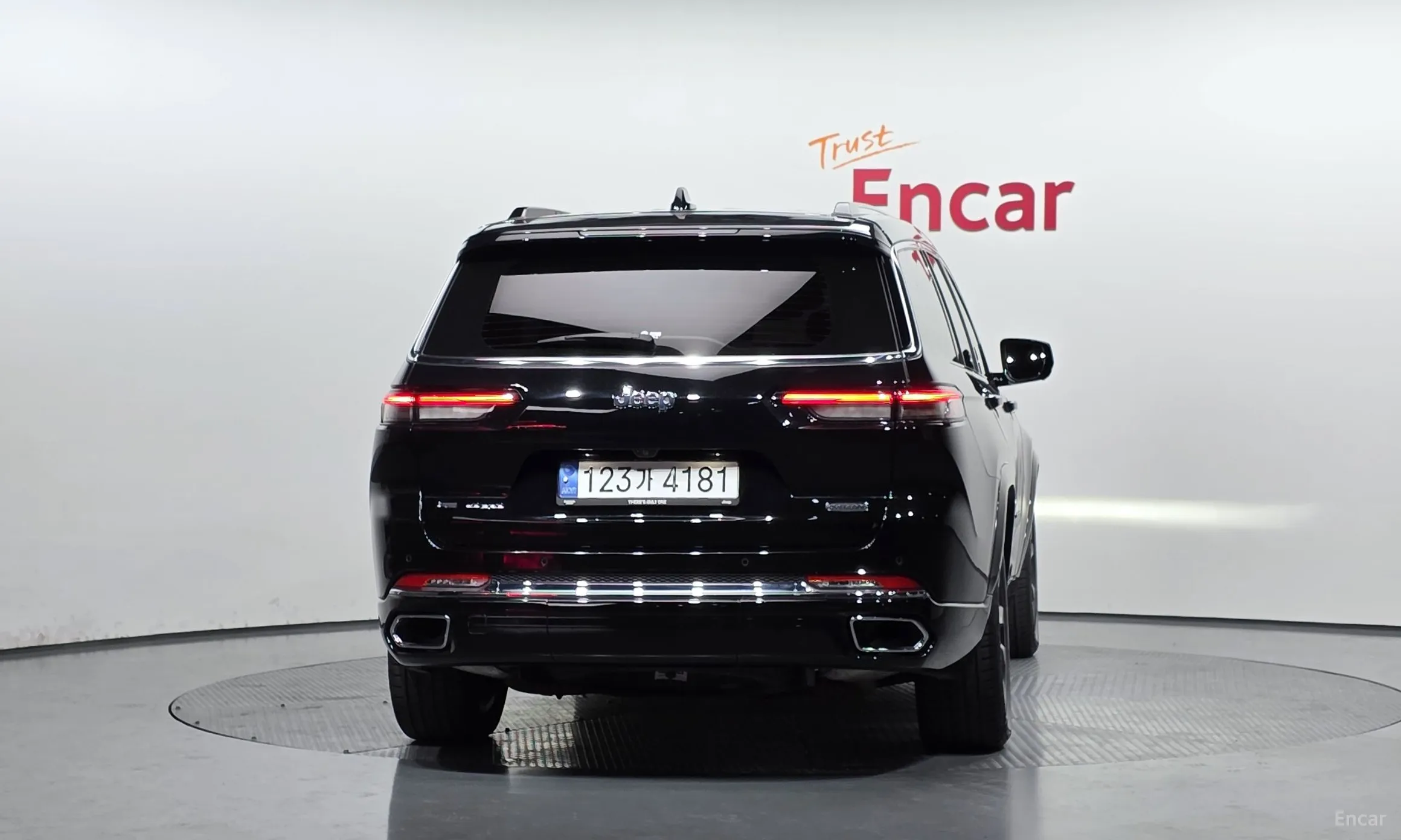 Jeep Grand Cherokee (WL) превью 4