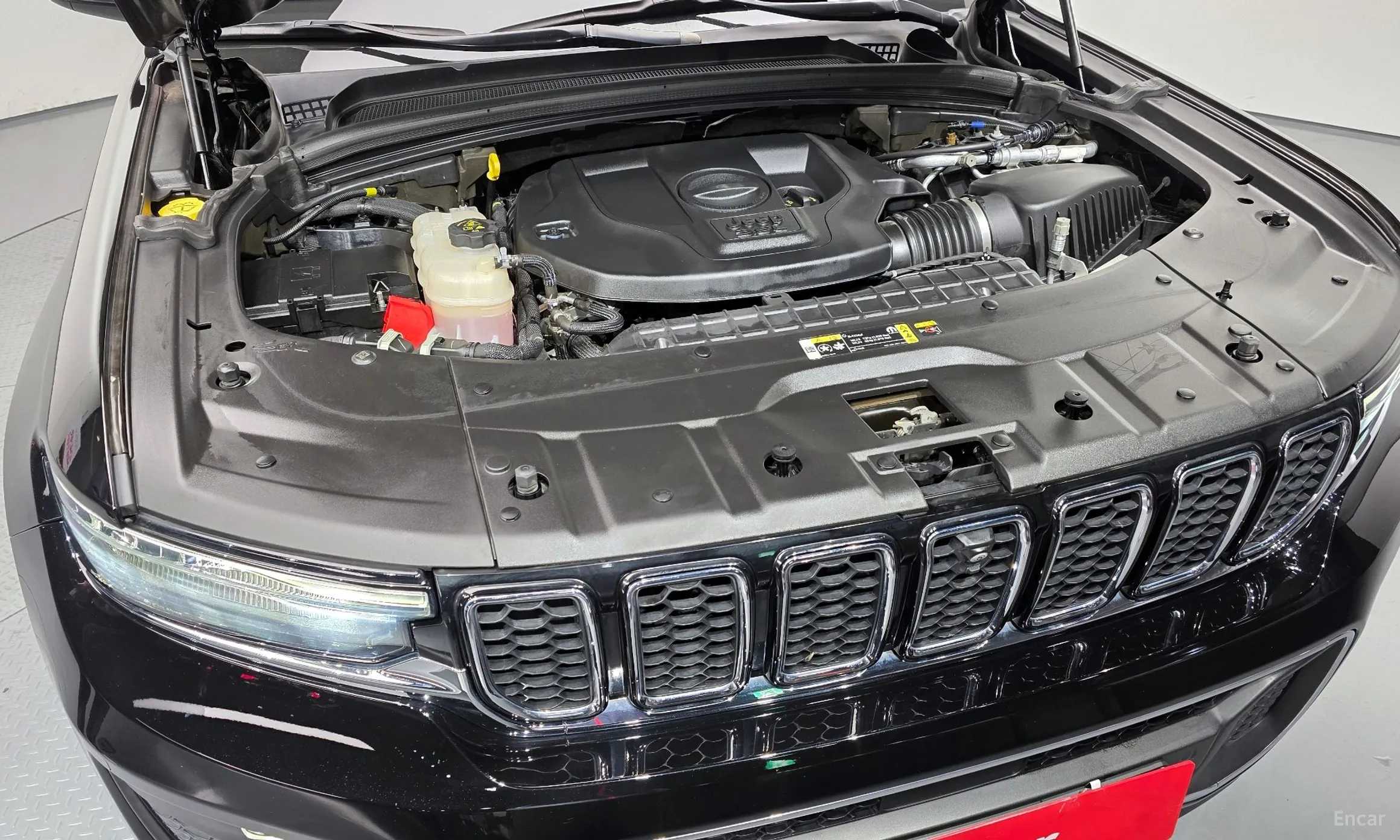 Jeep Grand Cherokee (WL) превью 6