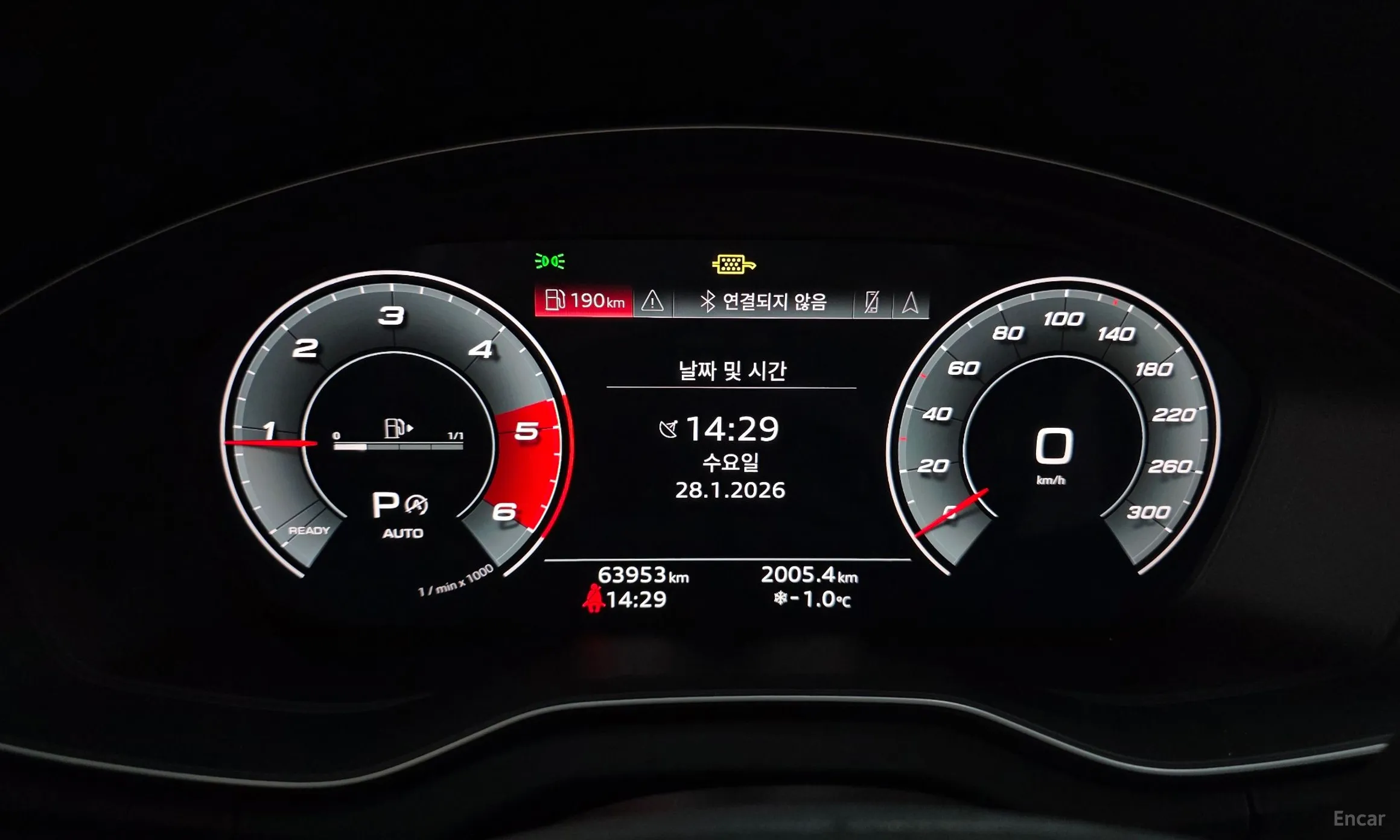 Audi Q5 (FY) превью 8