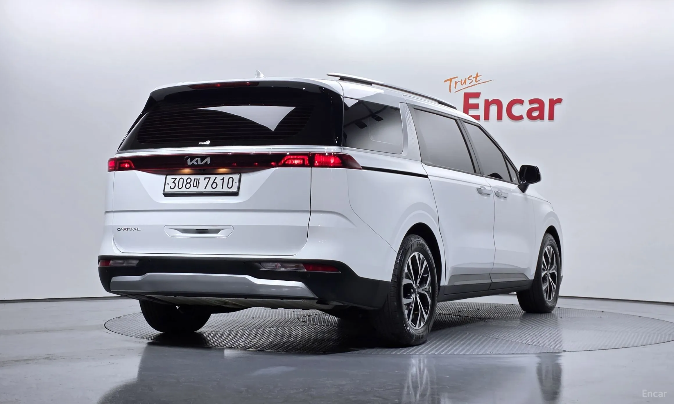 Kia Carnival Gen 4