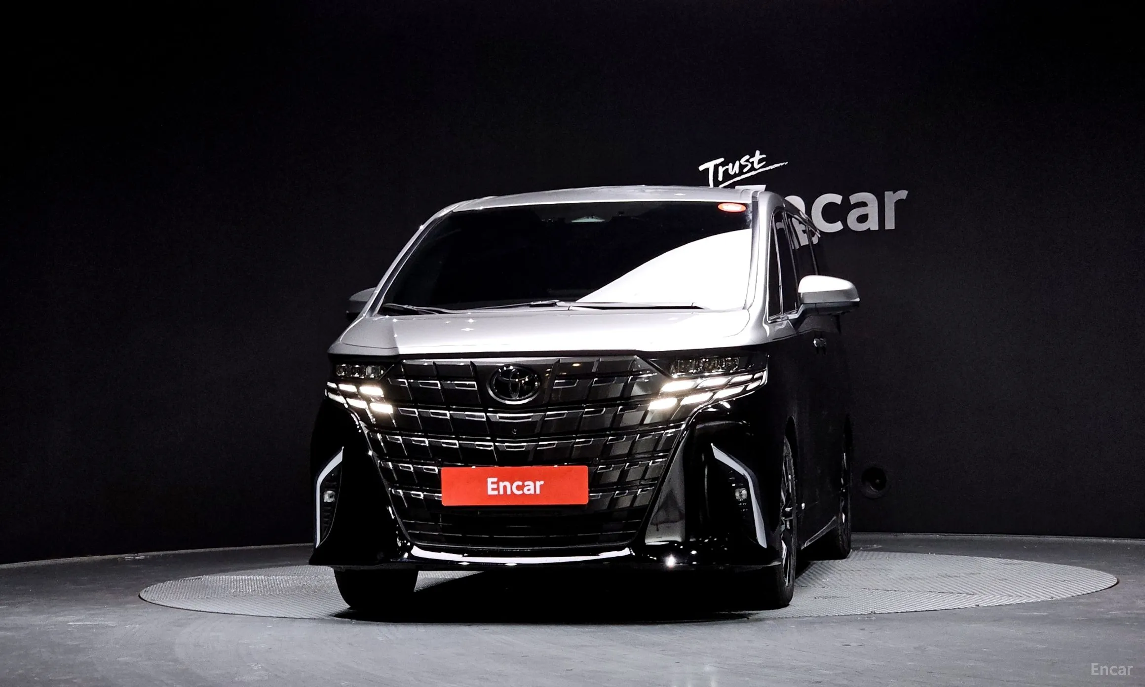 Toyota Alphard 4th Generation превью 3