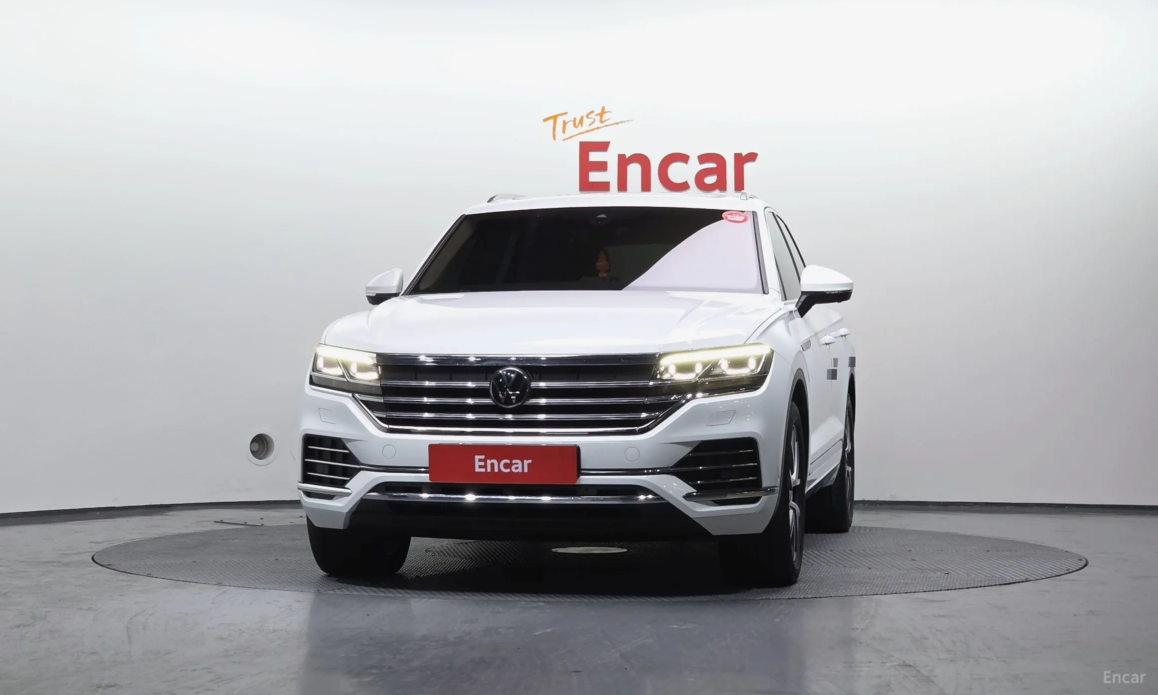 Volkswagen Touareg 3rd Generation превью 3