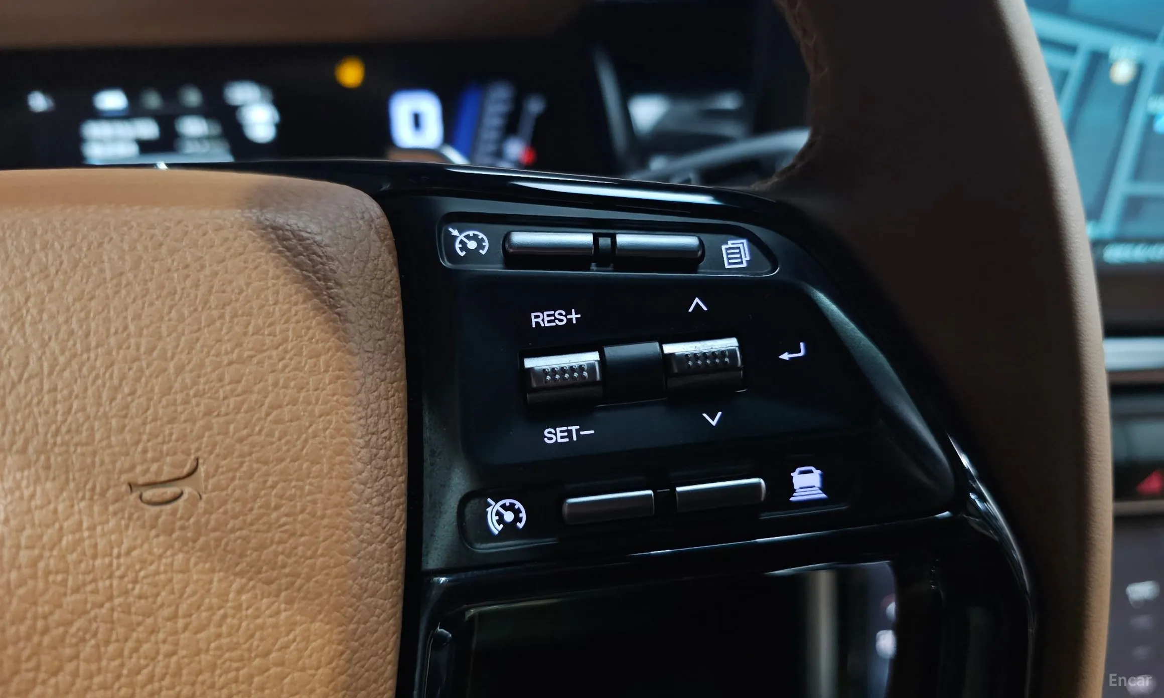 KG Mobility (SsangYong) Torres превью 20