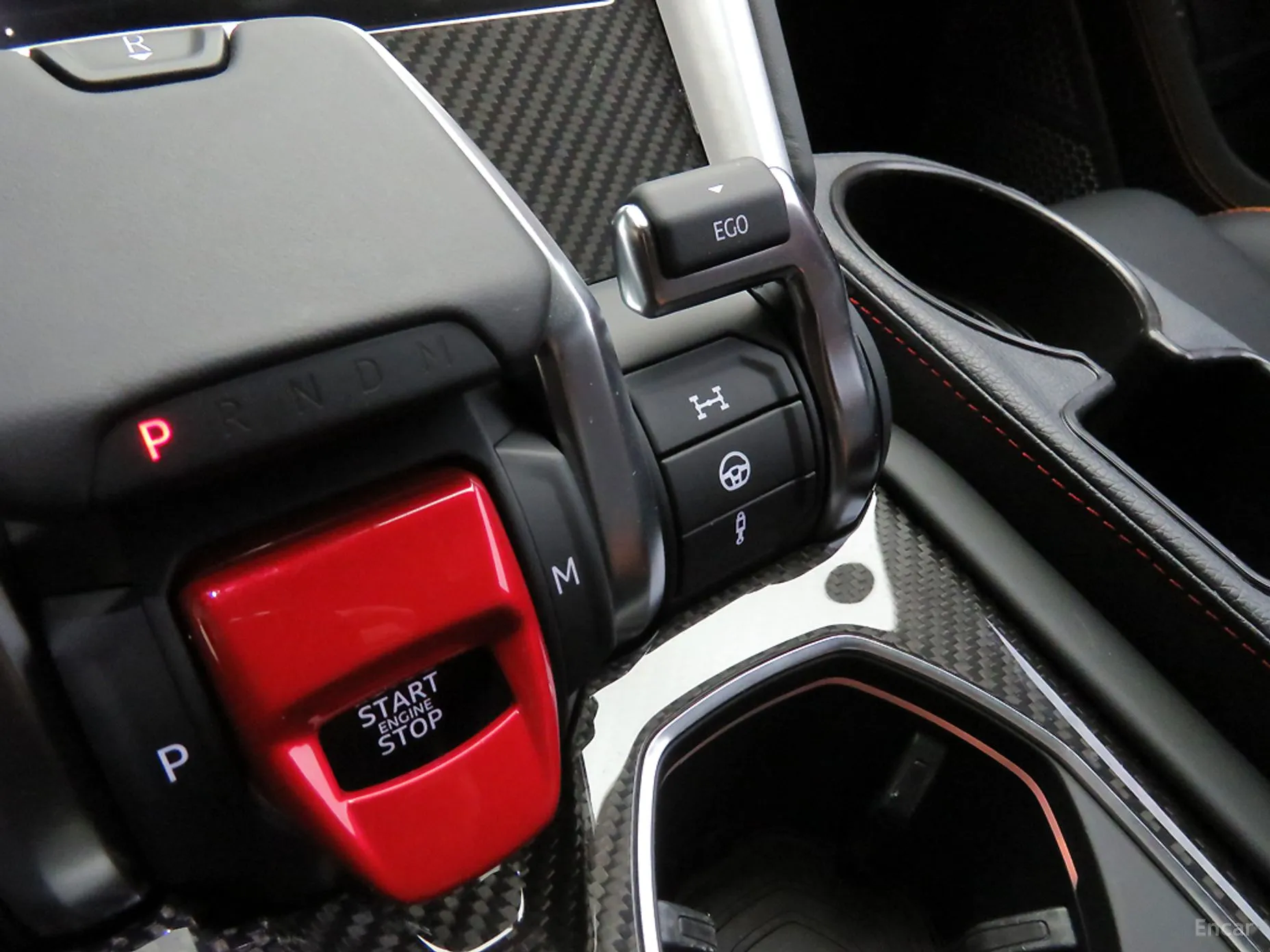 Lamborghini Urus превью 12