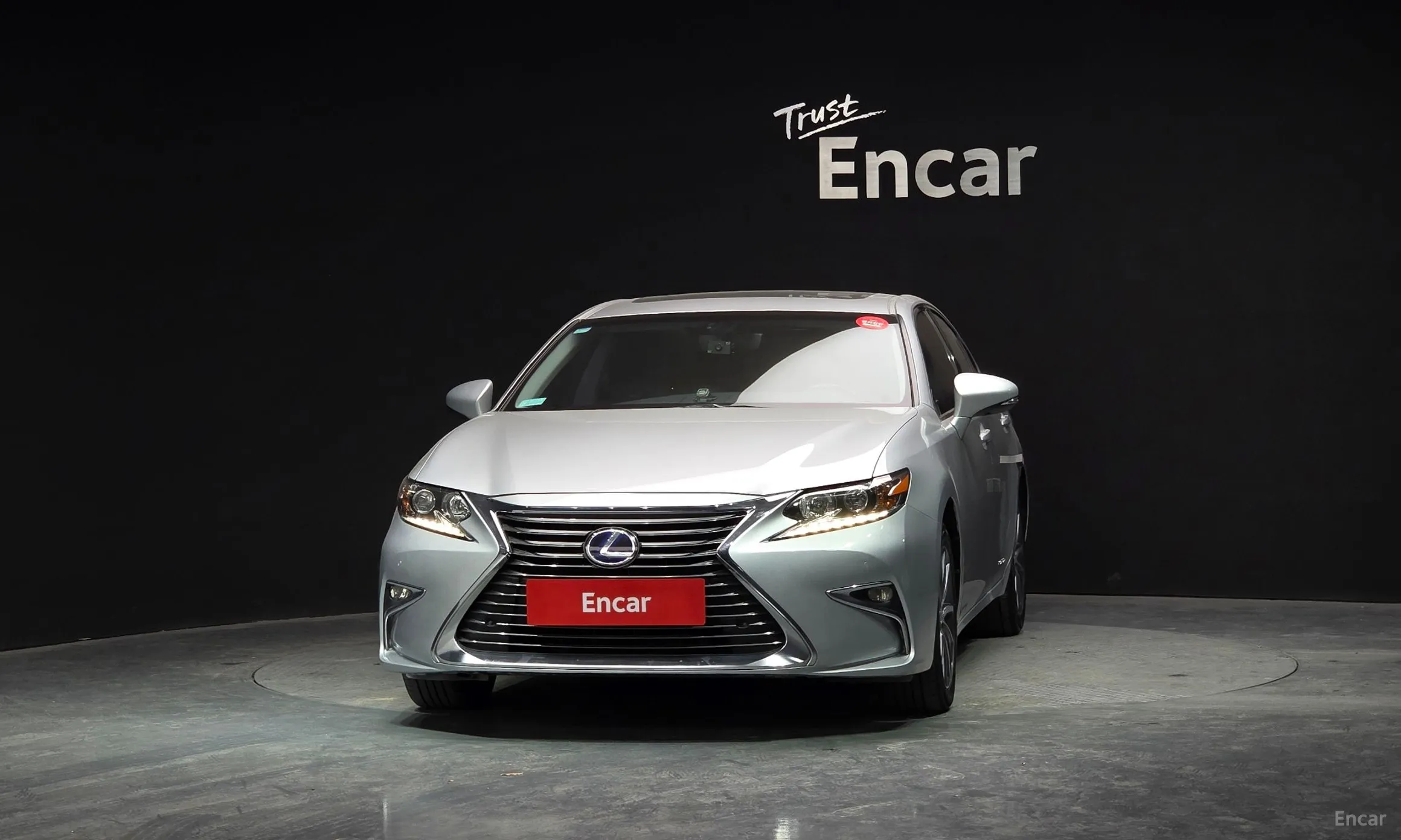 Lexus New ES300h превью 3