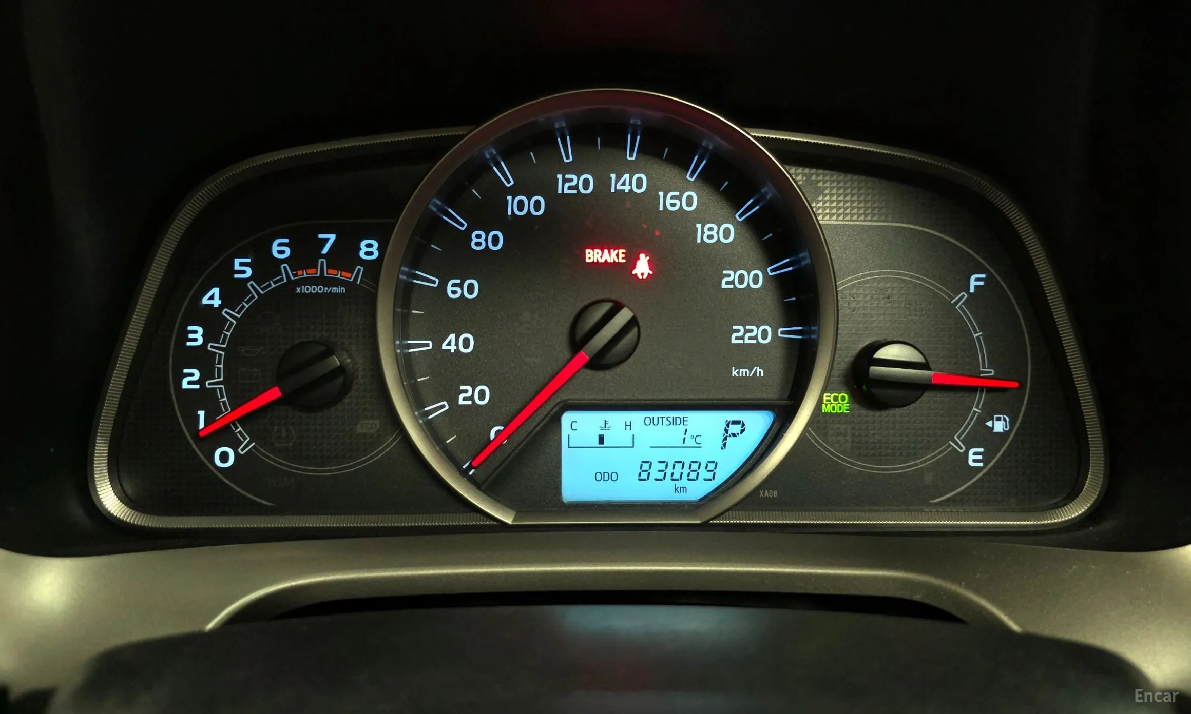 Toyota RAV4 превью 8