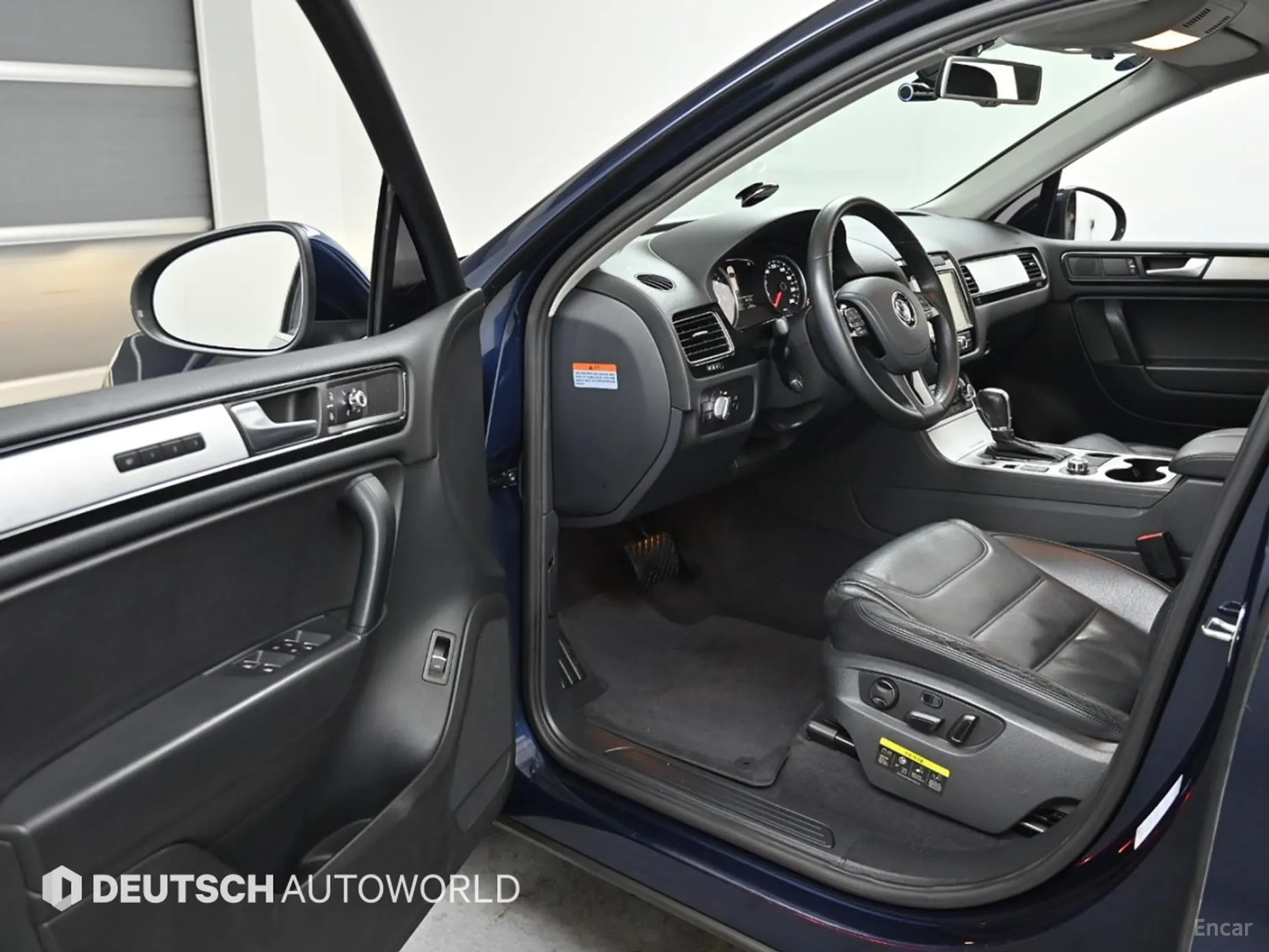 Volkswagen New Touareg превью 11