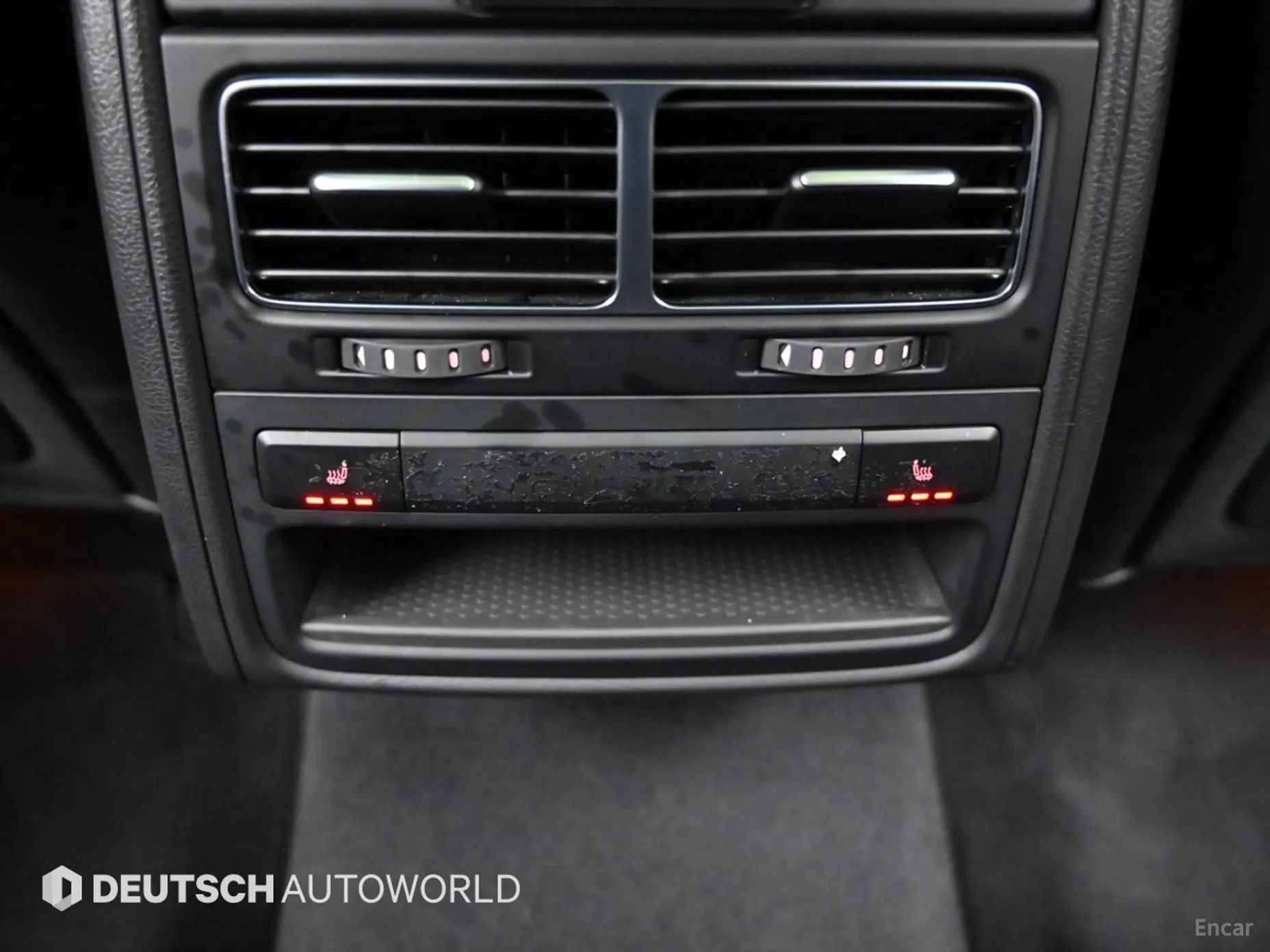 Volkswagen New Touareg превью 16