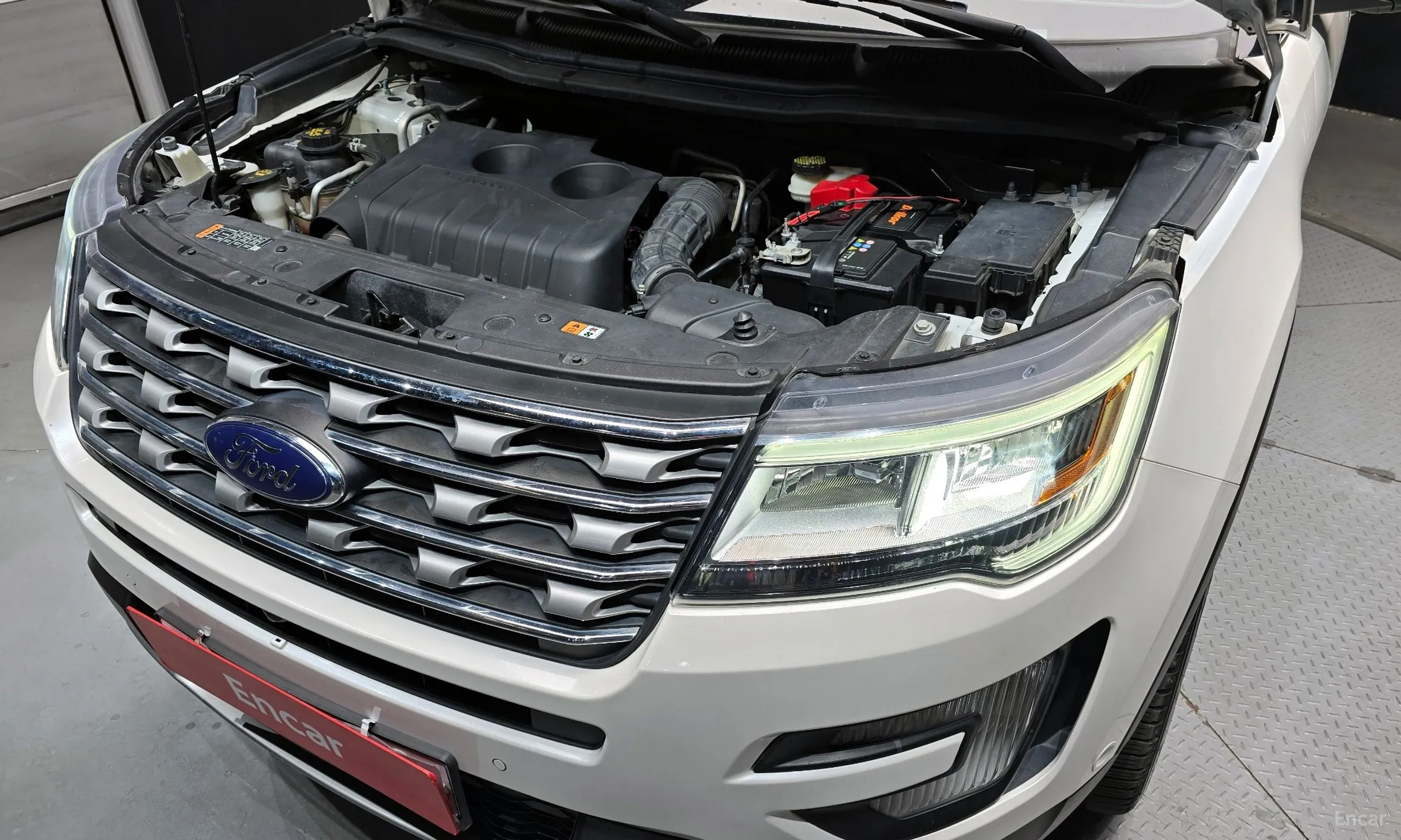 Ford Explorer превью 6