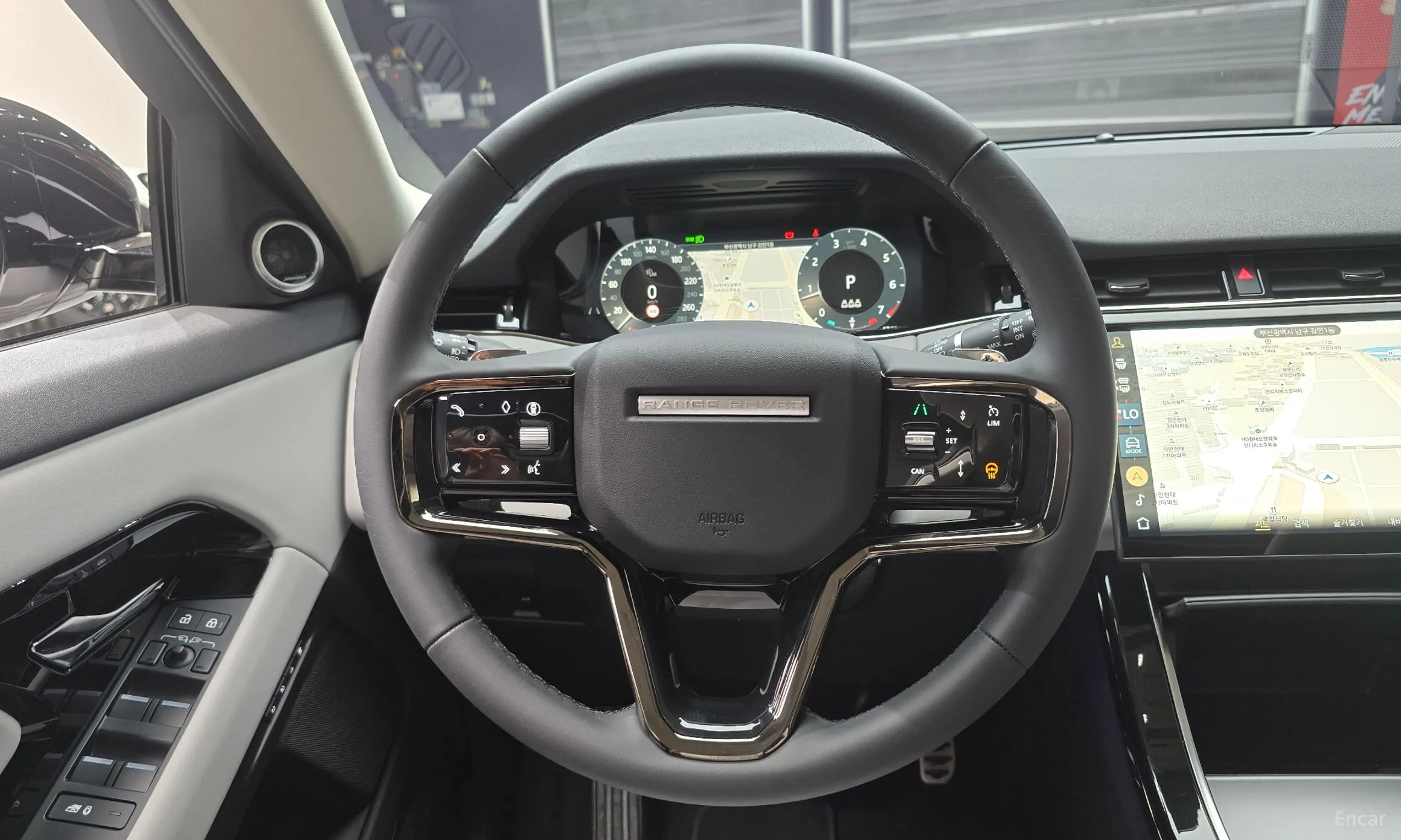 Land Rover Range Rover Evoque 2nd Generation превью 13