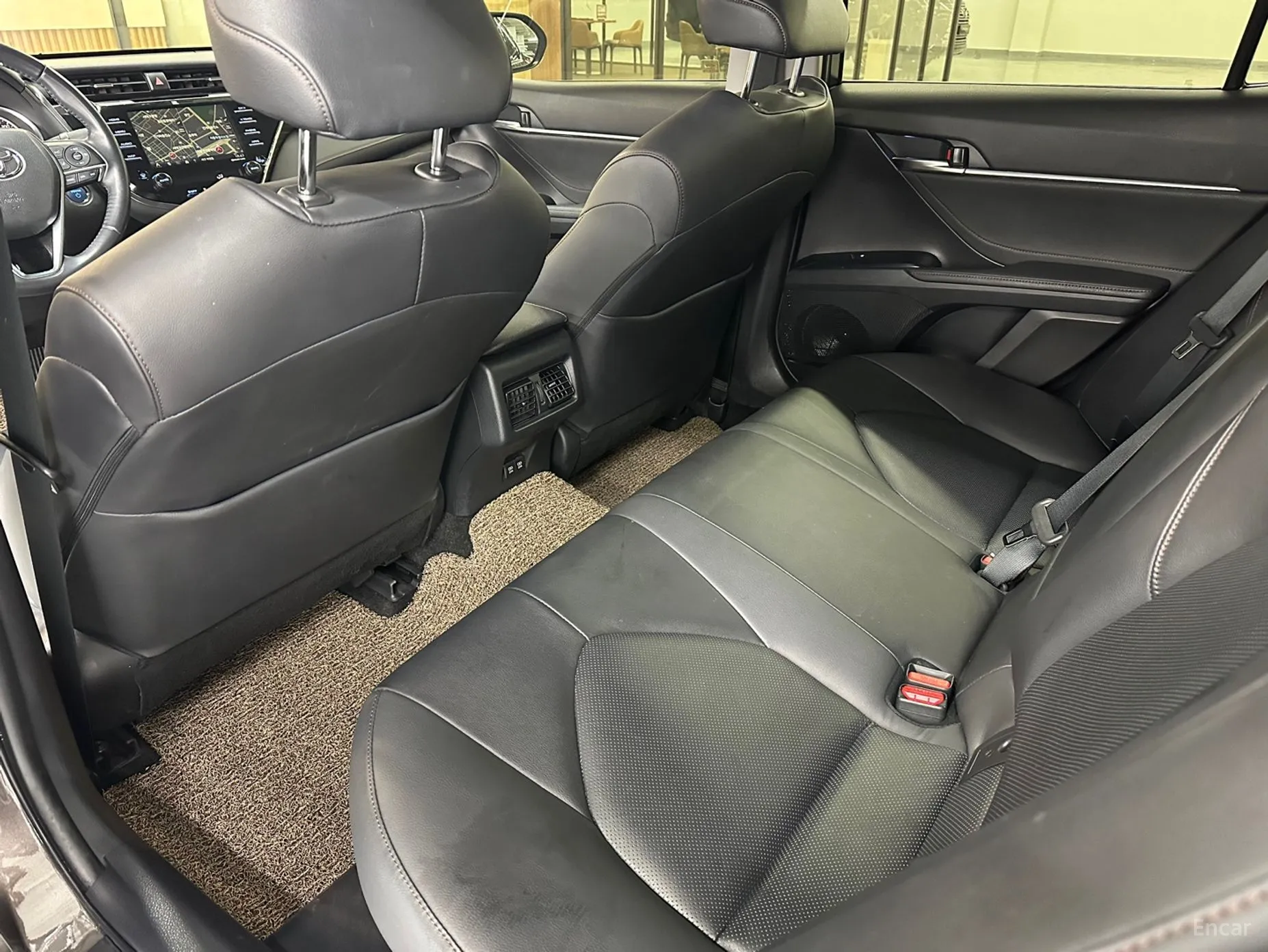 Toyota Camry (XV70) превью 11