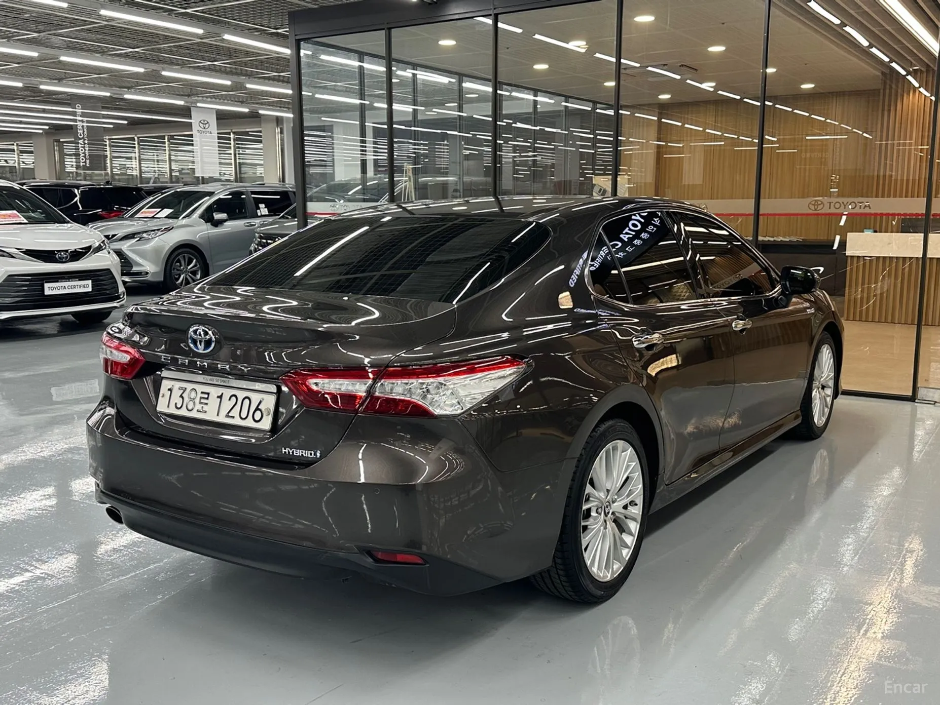 Toyota Camry (XV70) превью 2