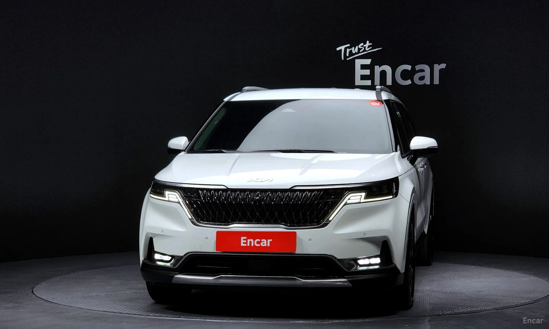 Kia Carnival Gen 4 превью 3