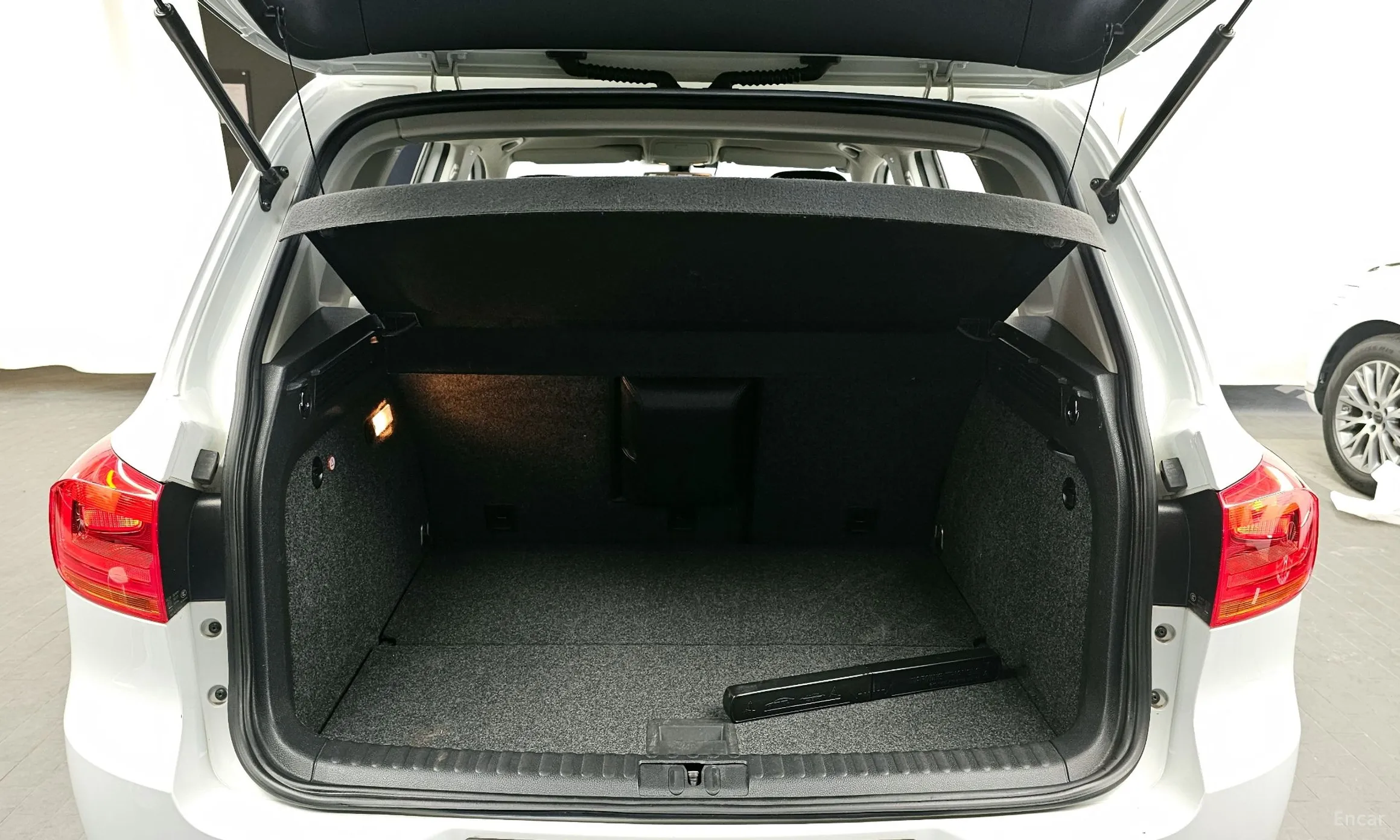 Volkswagen New Tiguan превью 20