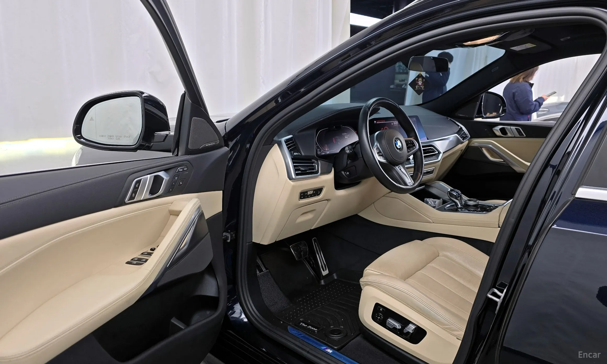 BMW X6 (G06) превью 10