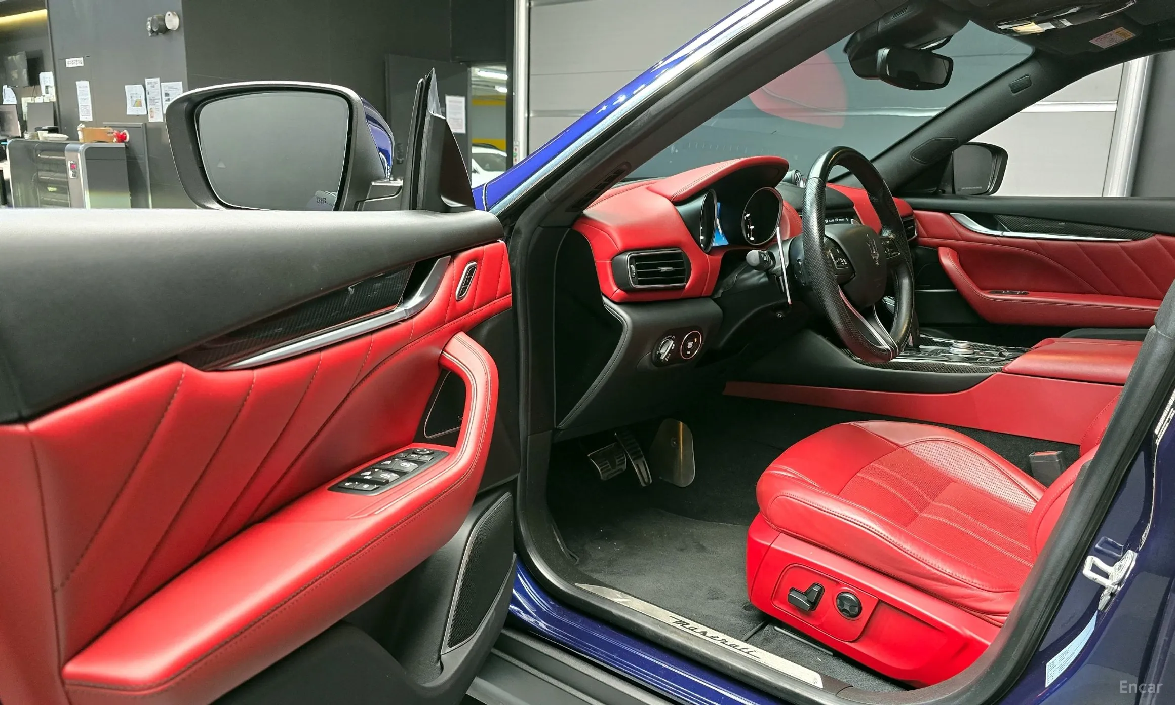Maserati Levante превью 11