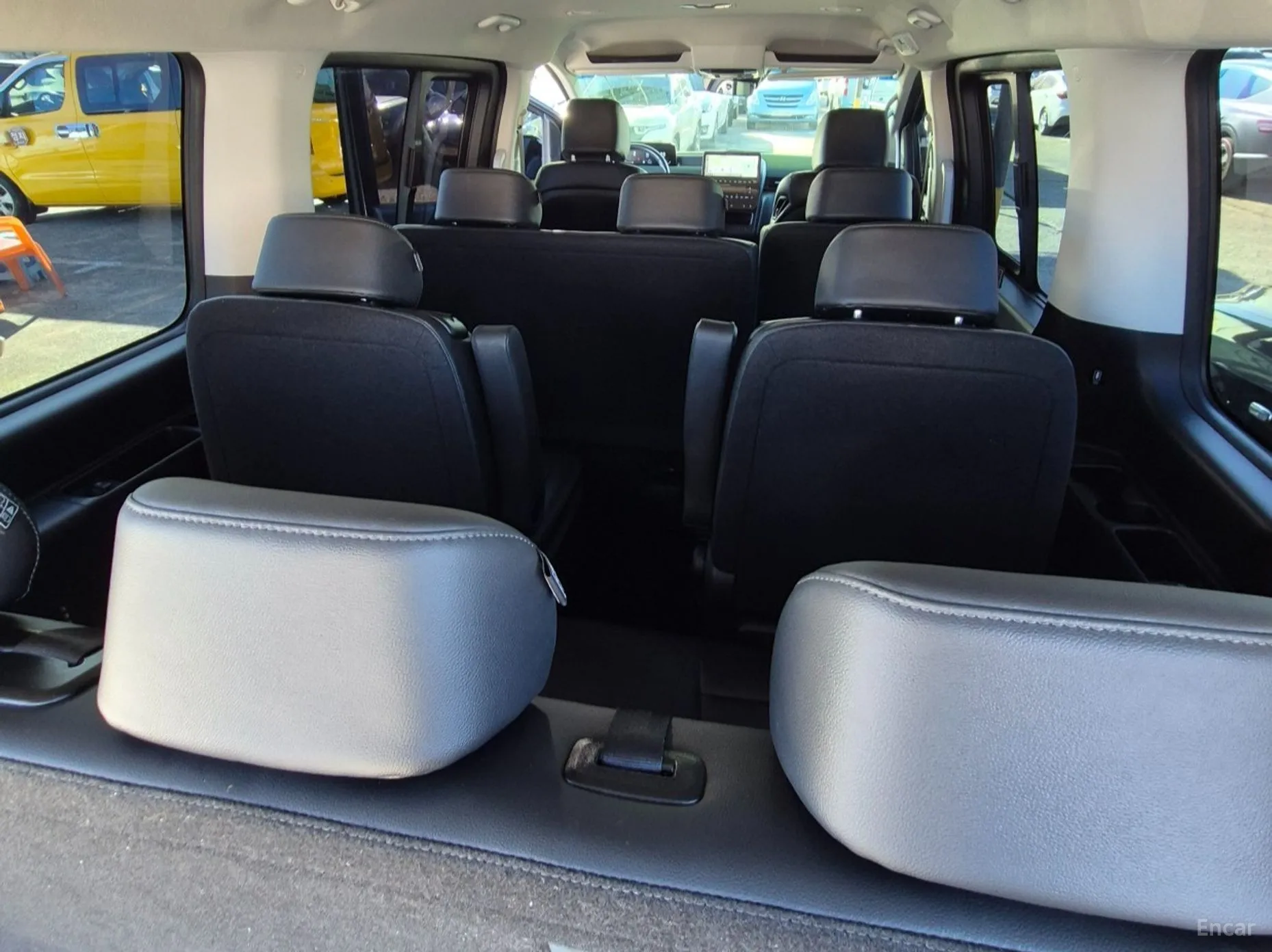 Hyundai Staria превью 15