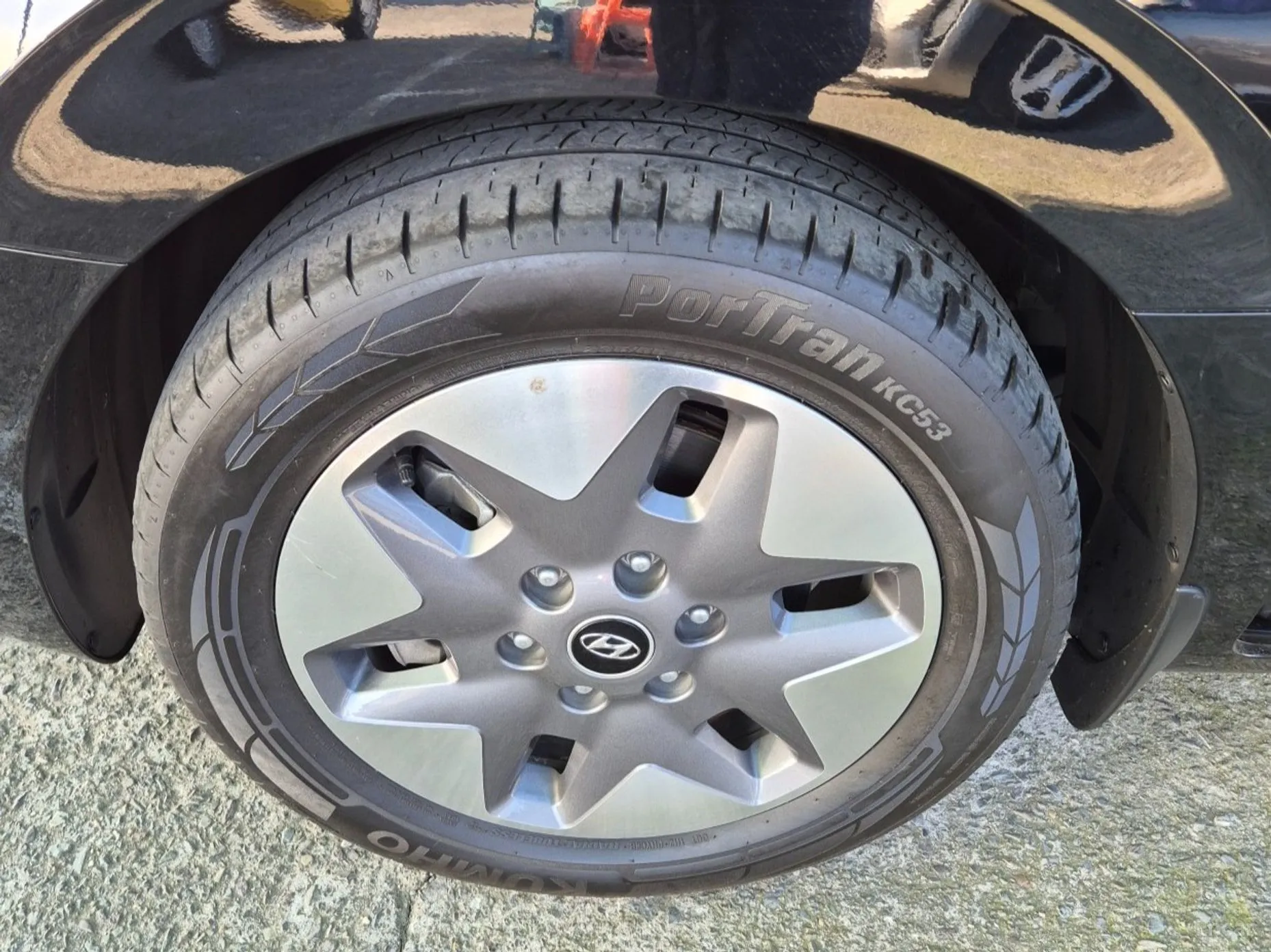 Hyundai Staria превью 17
