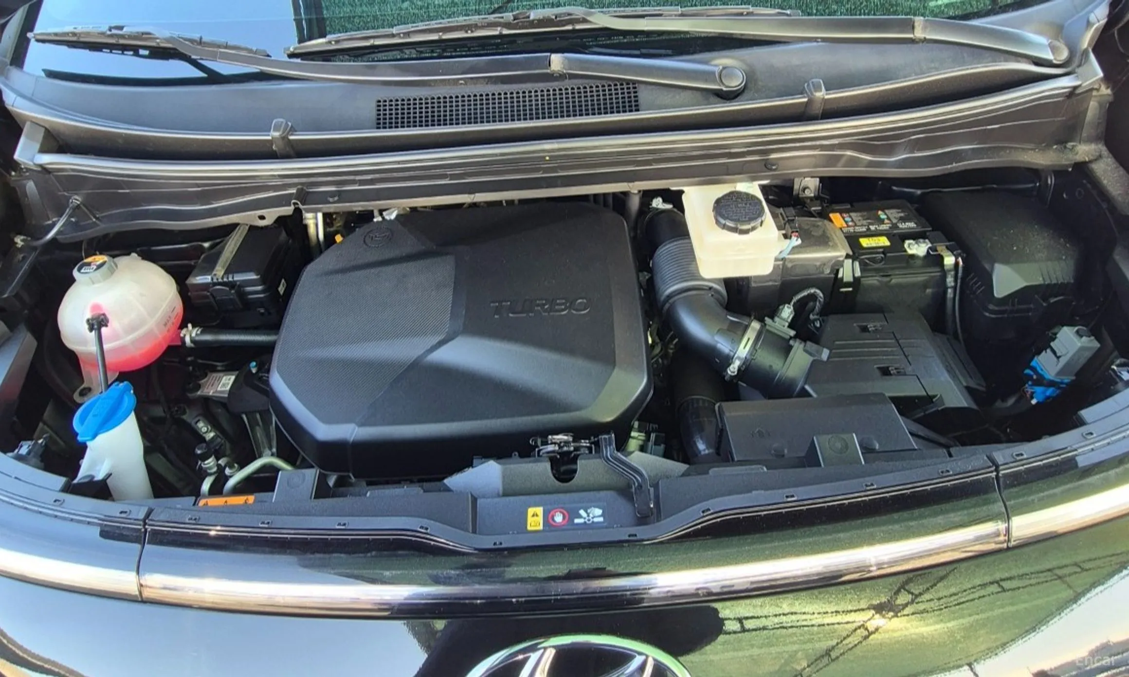 Hyundai Staria превью 6