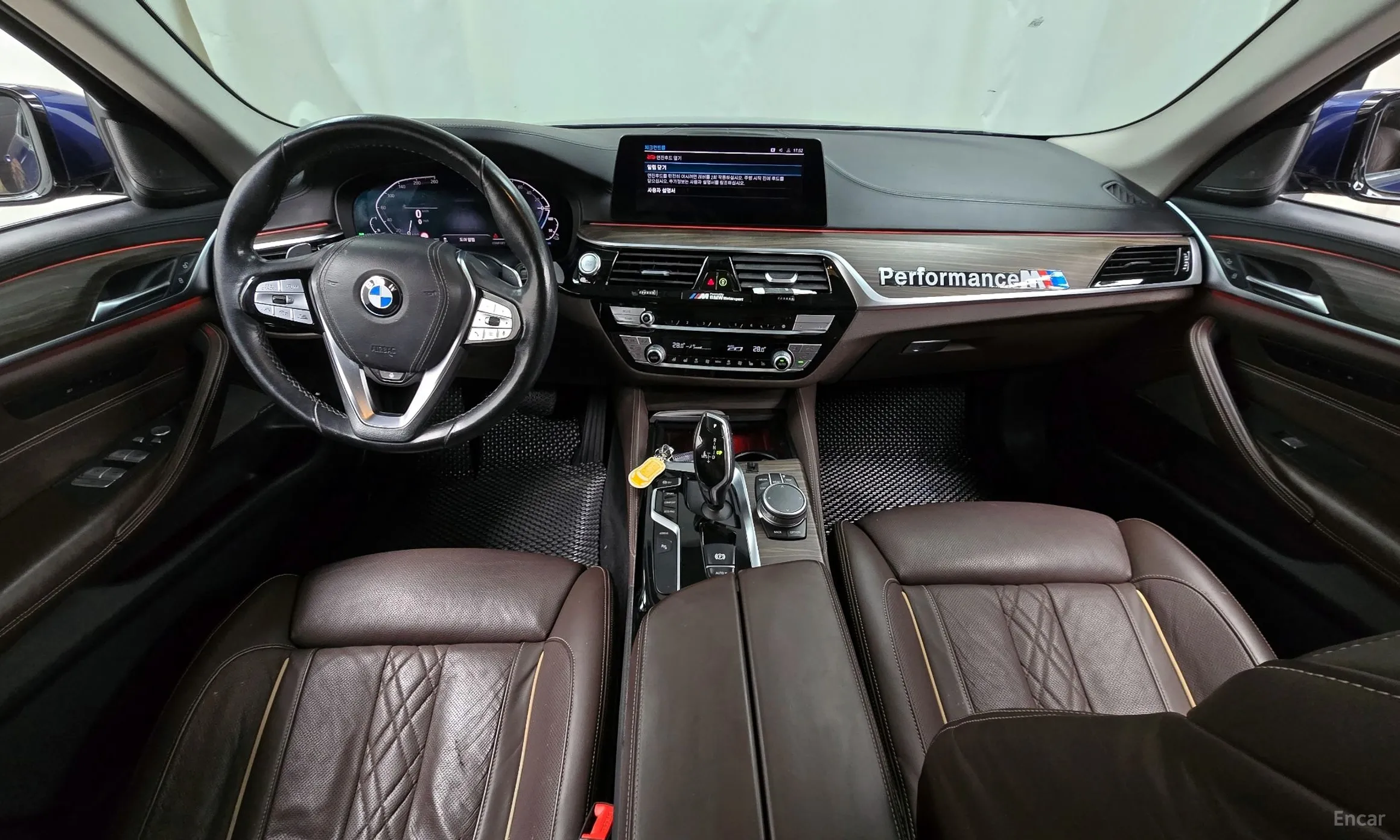 BMW 5 Series (G30) превью 7