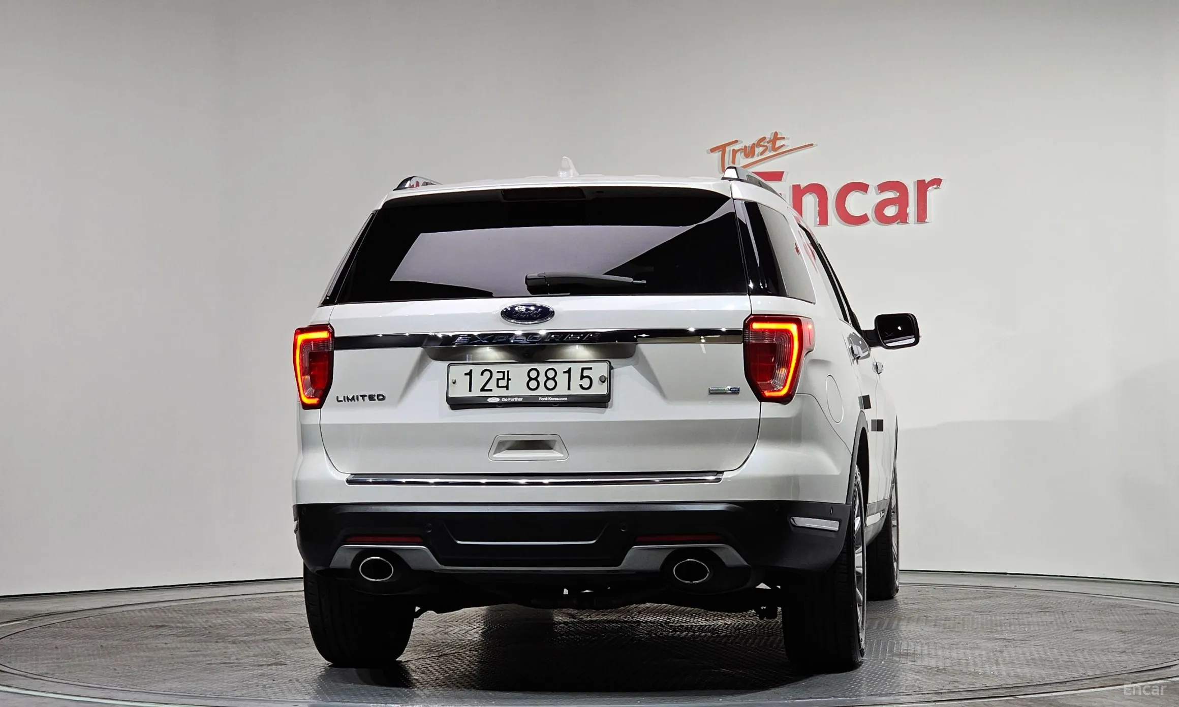 Ford Explorer превью 4