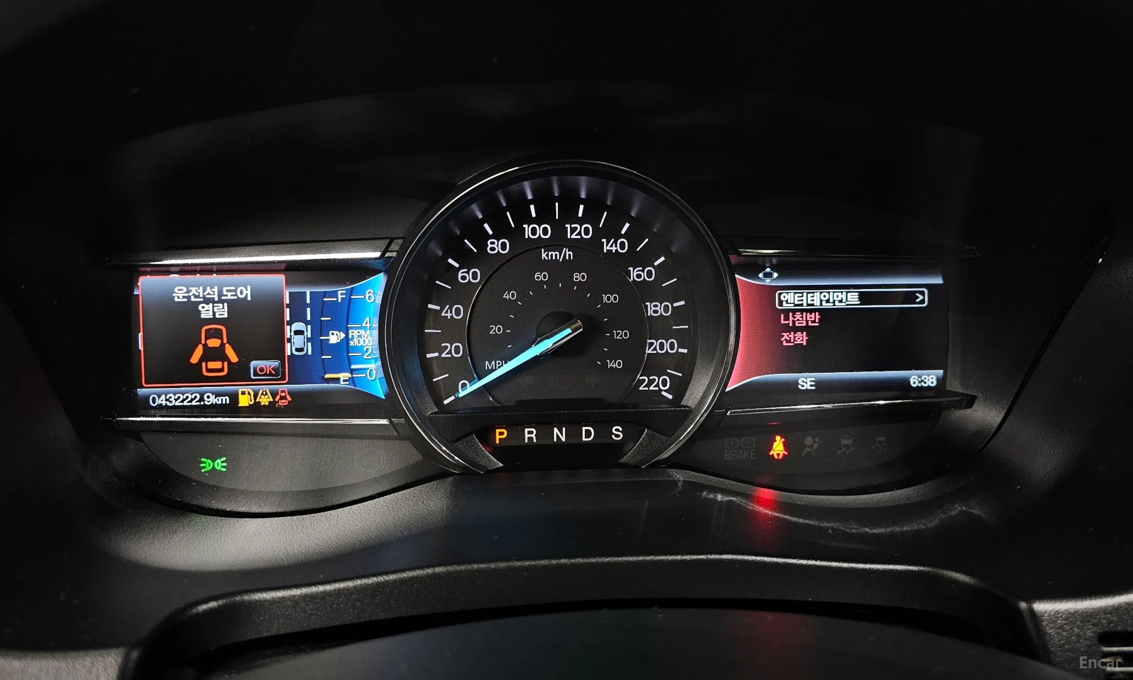 Ford Explorer превью 8