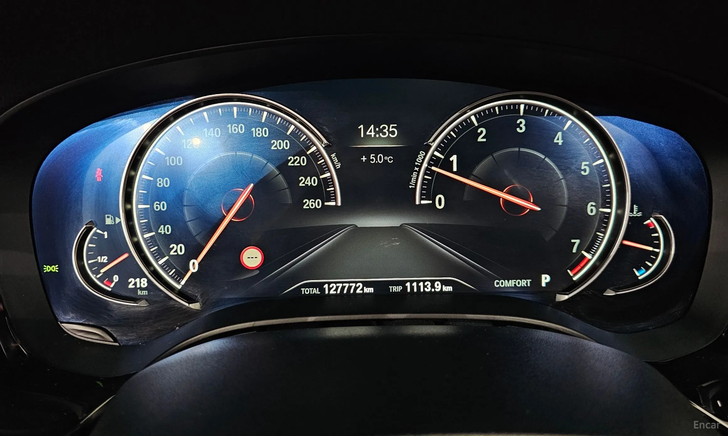 BMW 5 Series (G30) превью 8