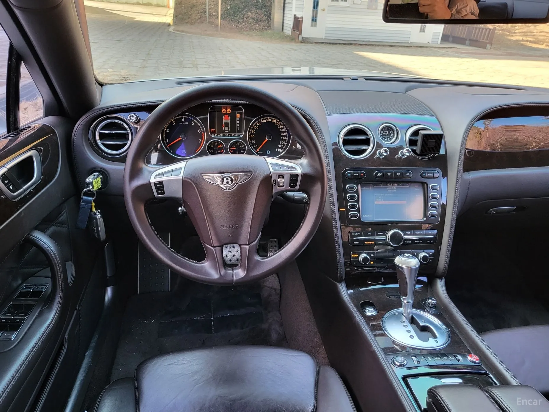Bentley Flying Spur Gen 1 превью 10