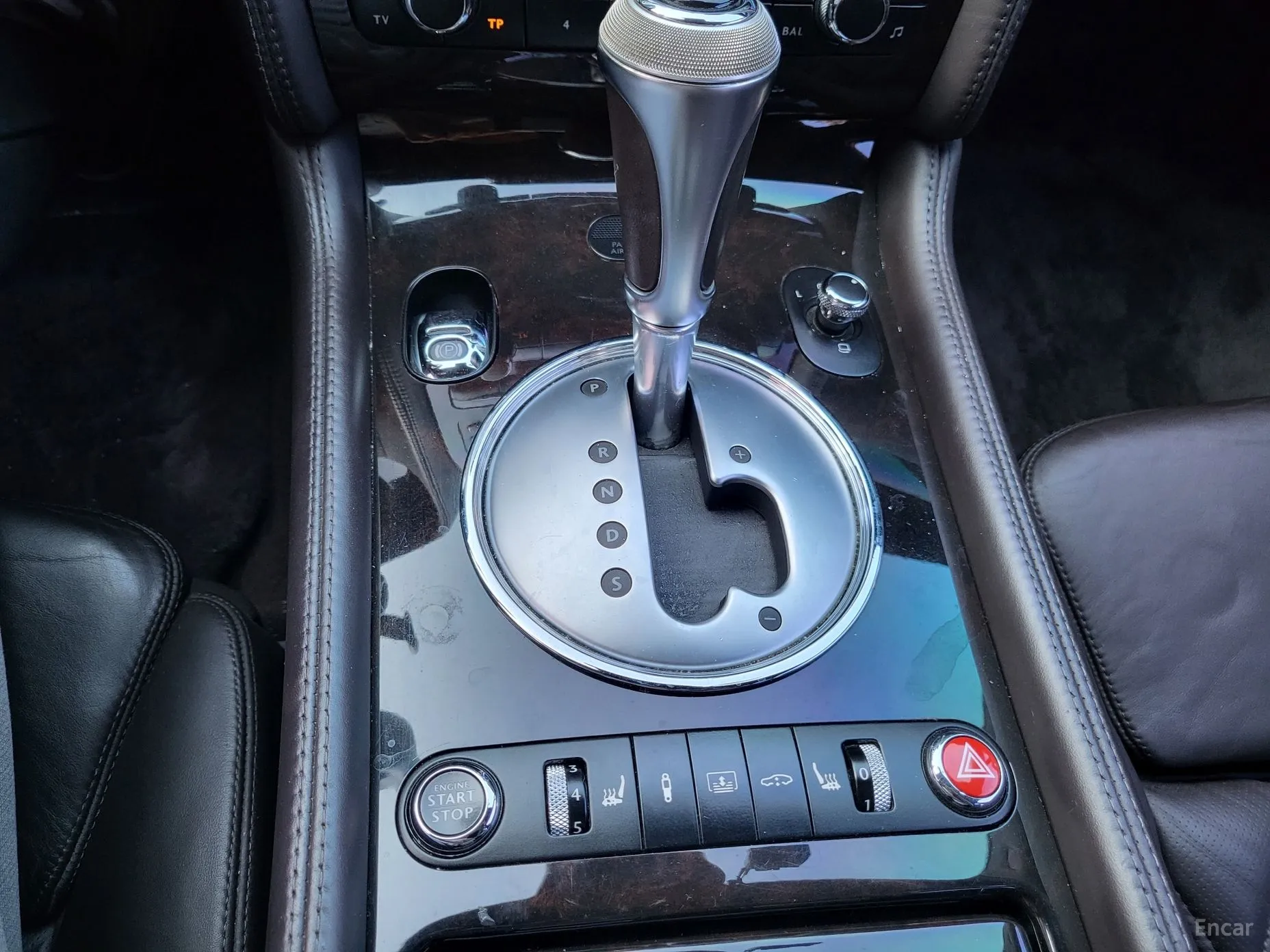 Bentley Flying Spur Gen 1 превью 12