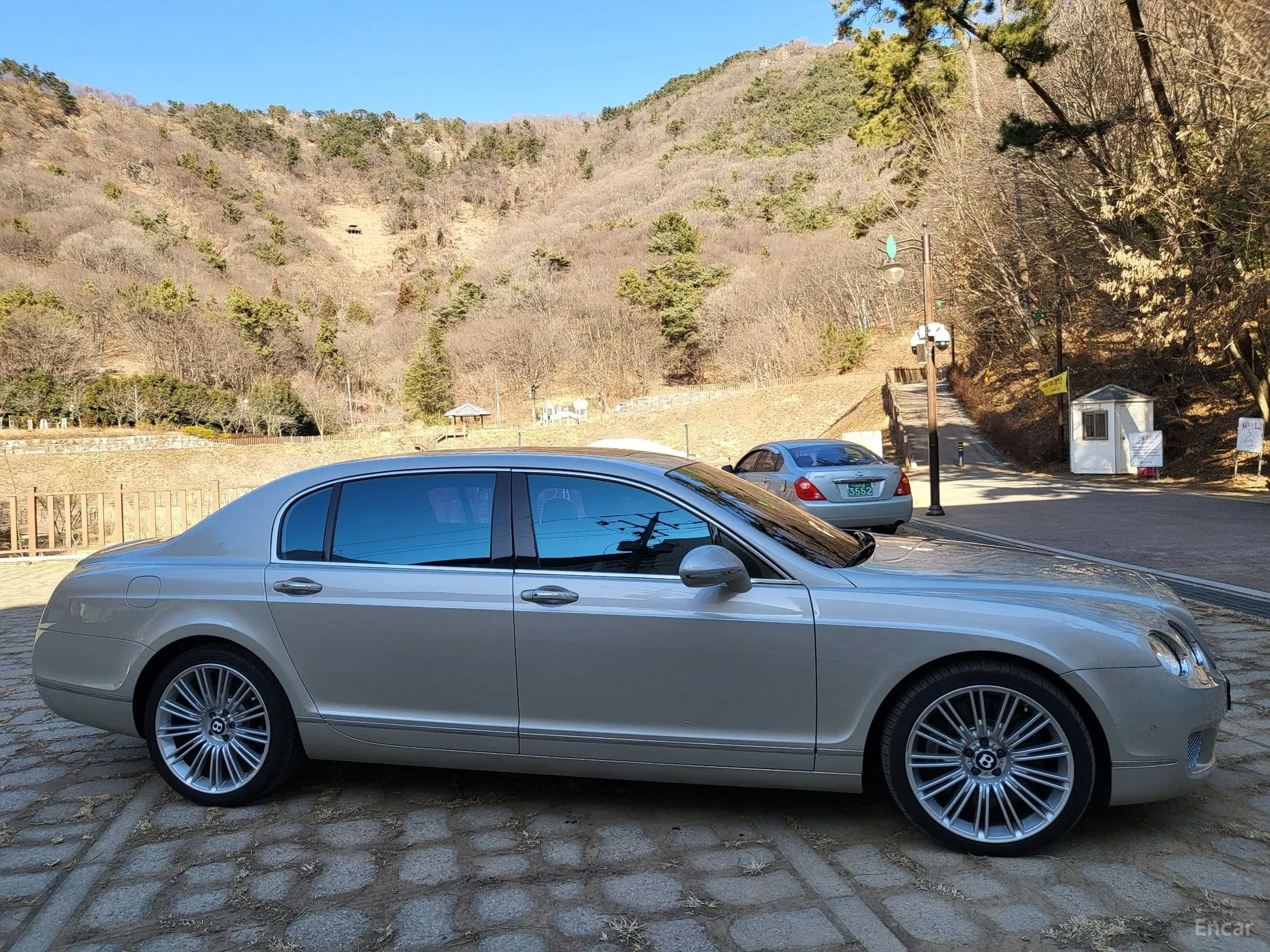 Bentley Flying Spur Gen 1 превью 18