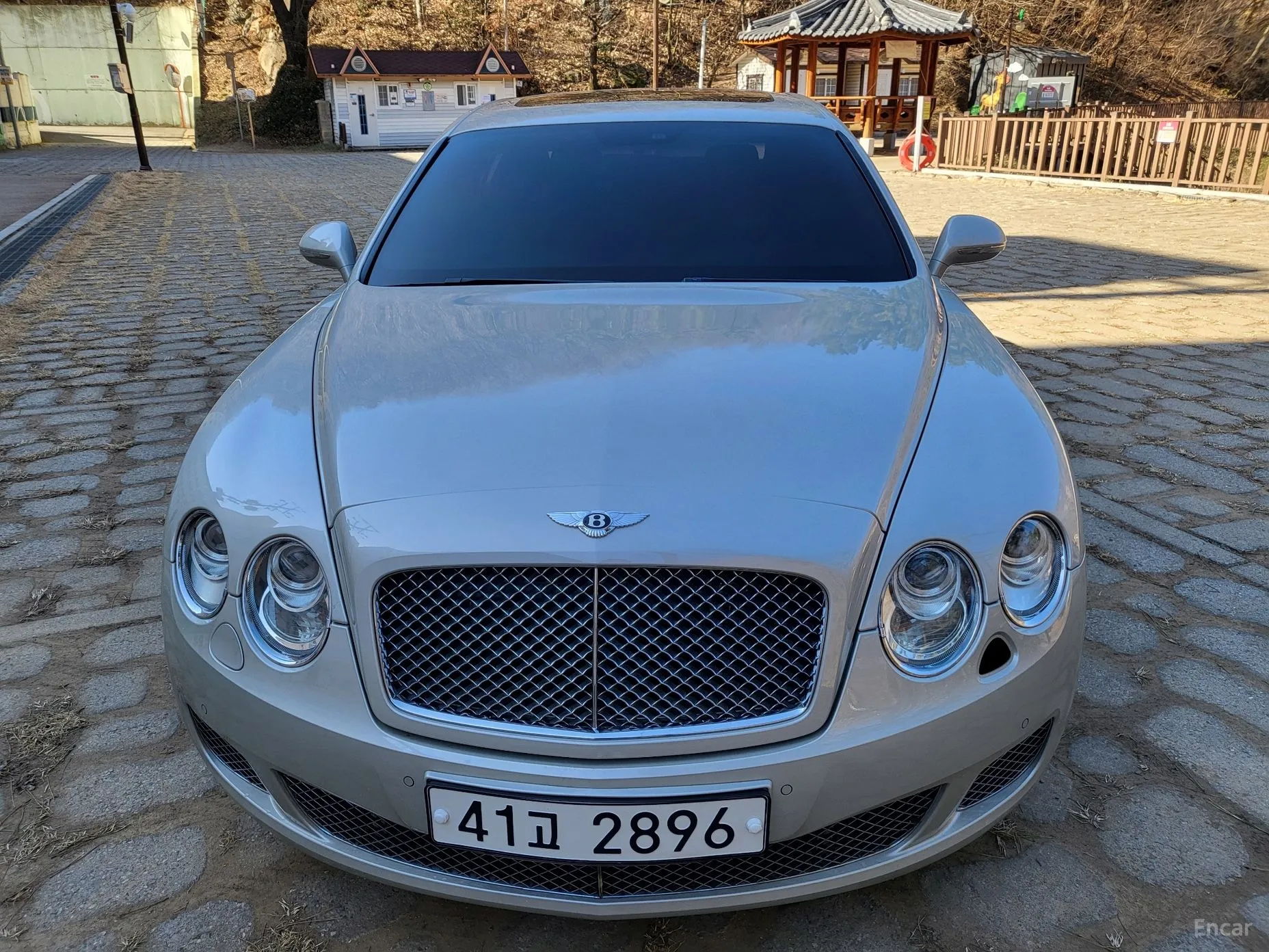 Bentley Flying Spur Gen 1 превью 3