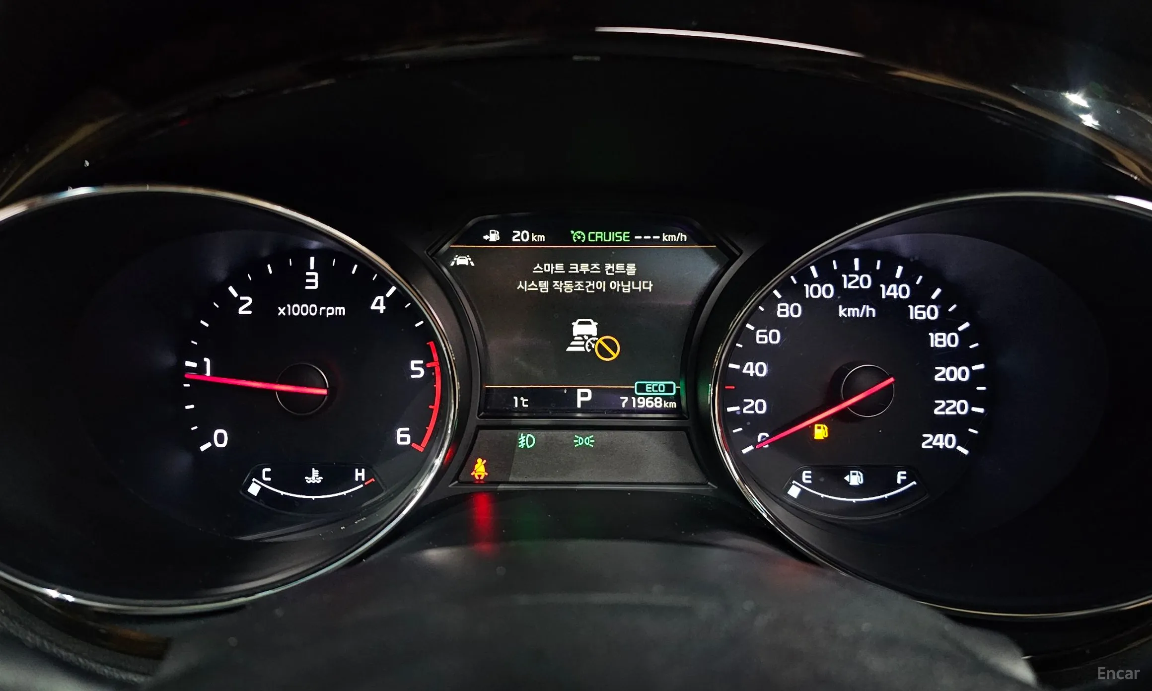 Kia Carnival превью 8