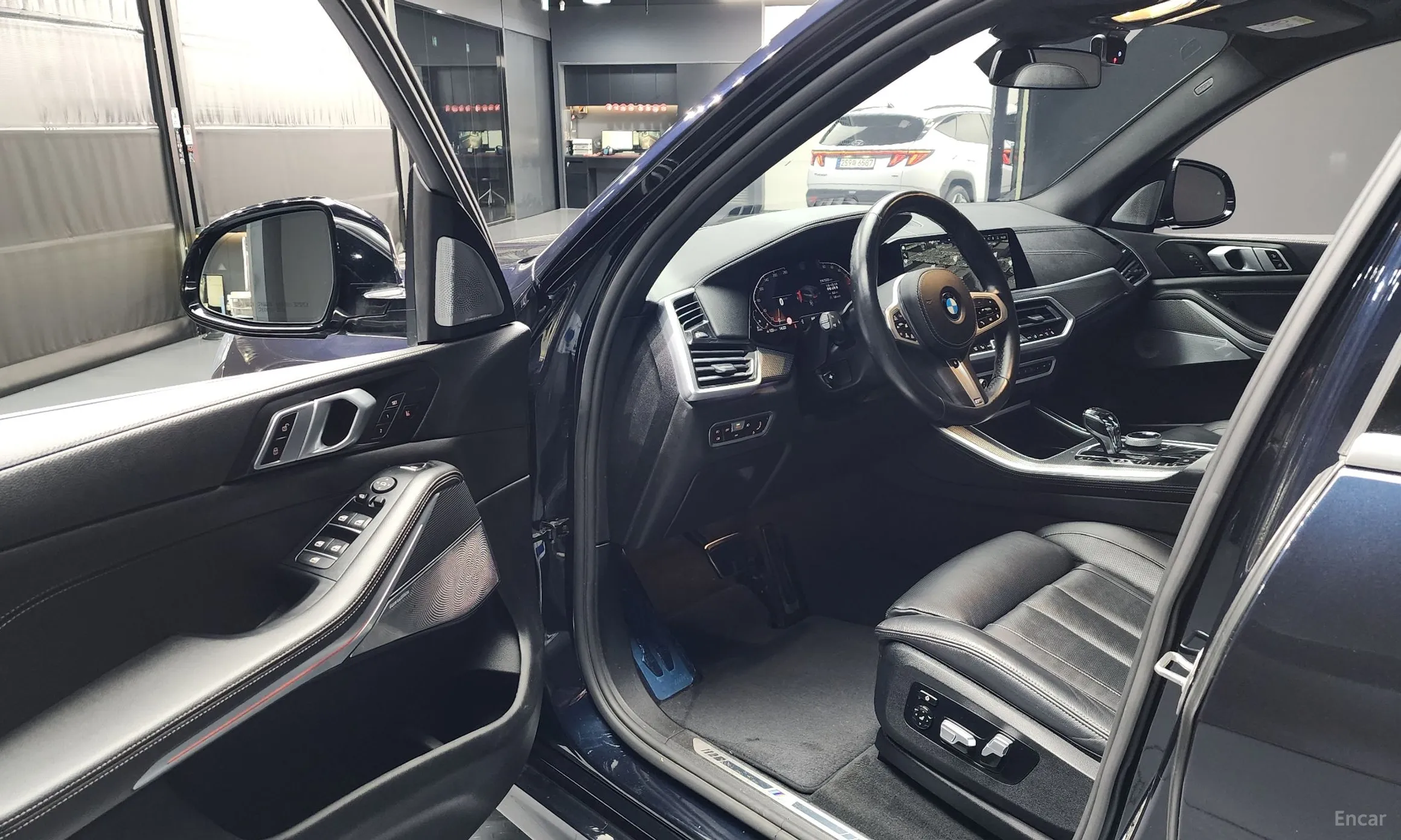 BMW X5 (G05) превью 10