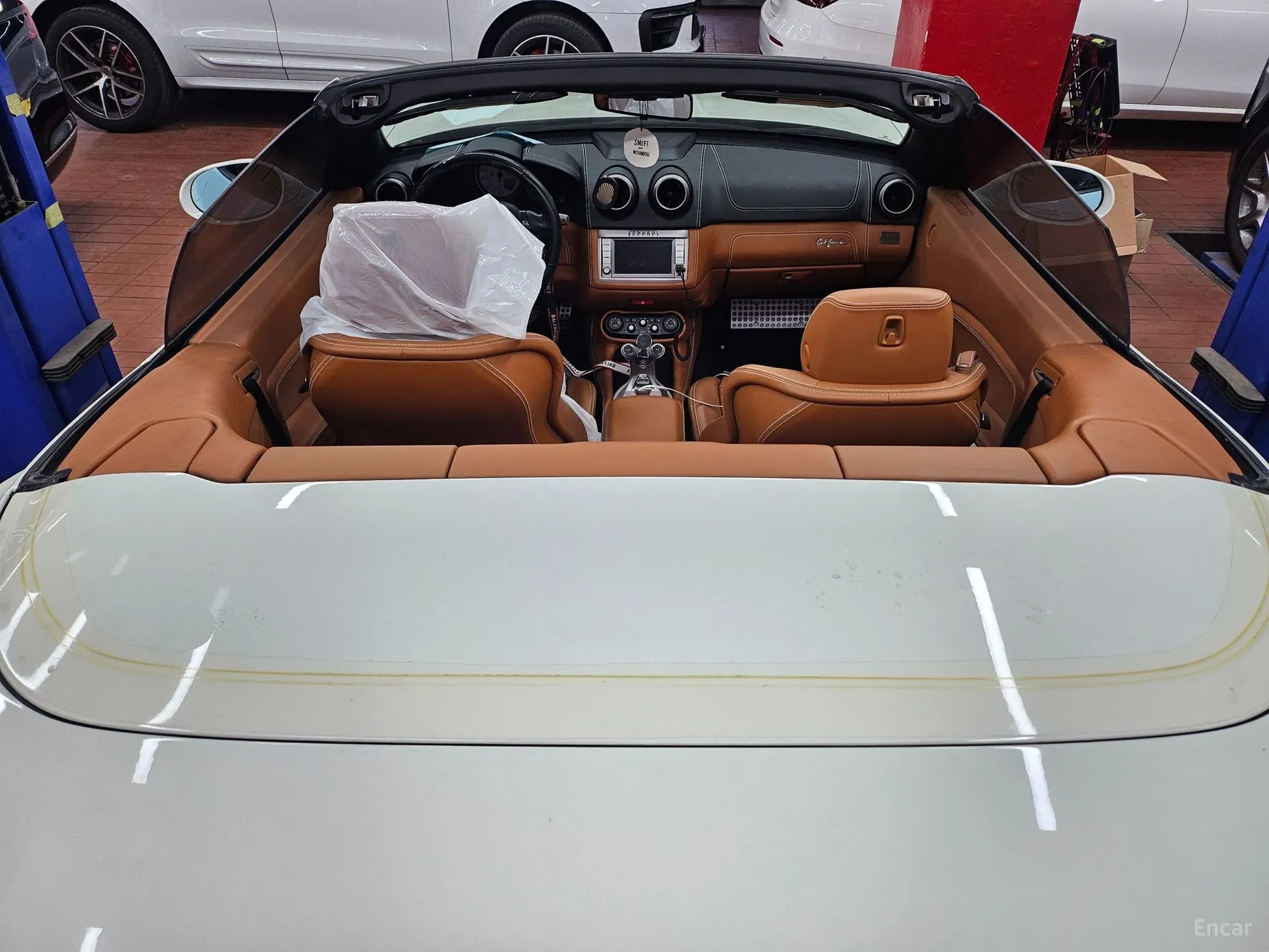 Ferrari California превью 8