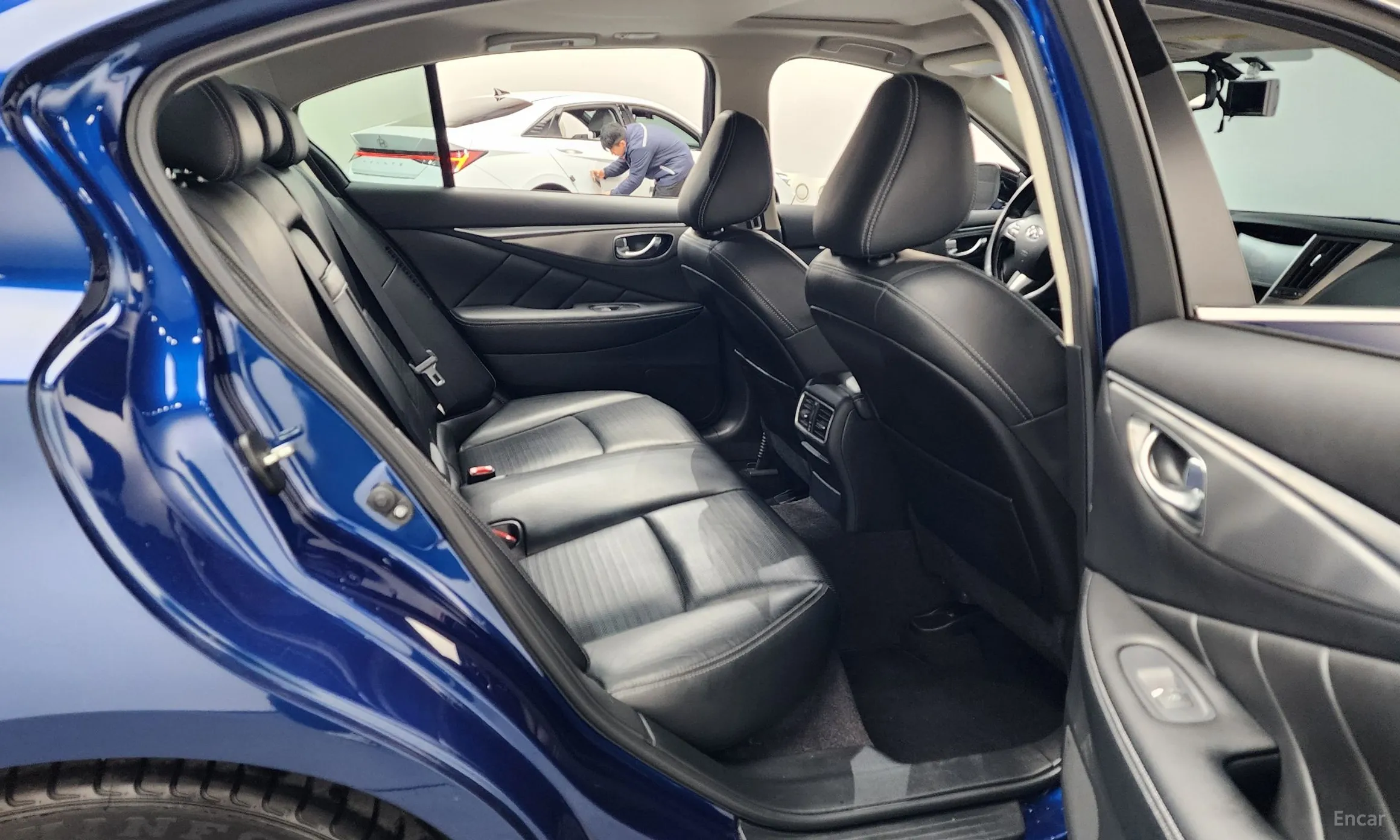 Infiniti Q50 превью 12