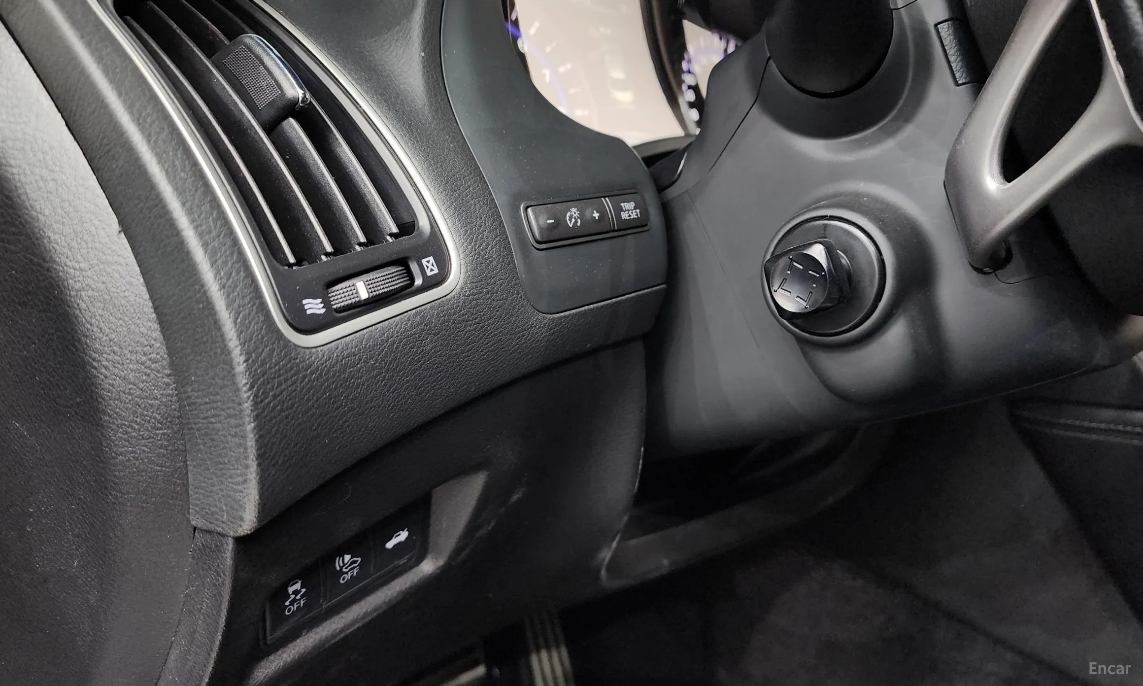 Infiniti Q50 превью 16