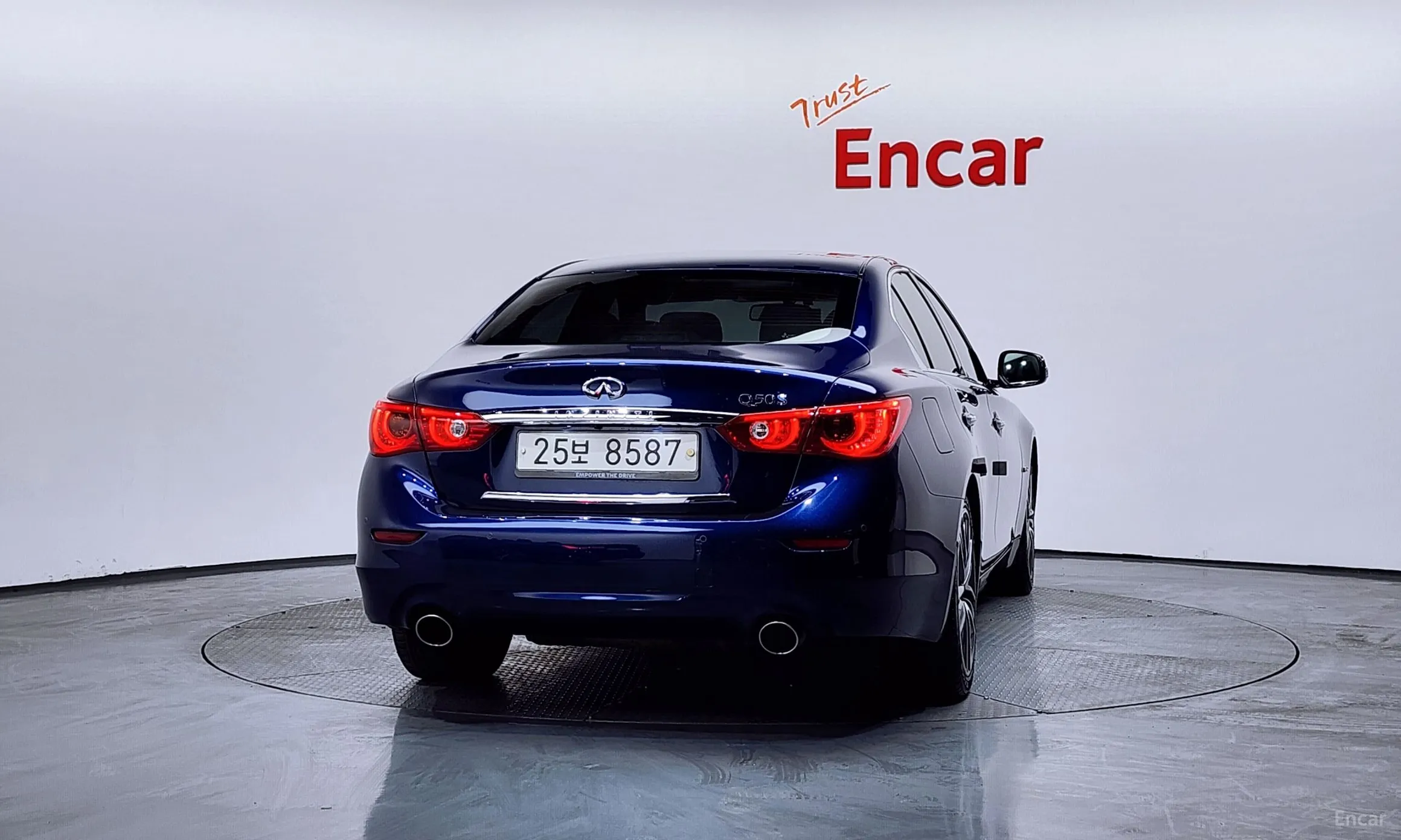 Infiniti Q50 превью 4