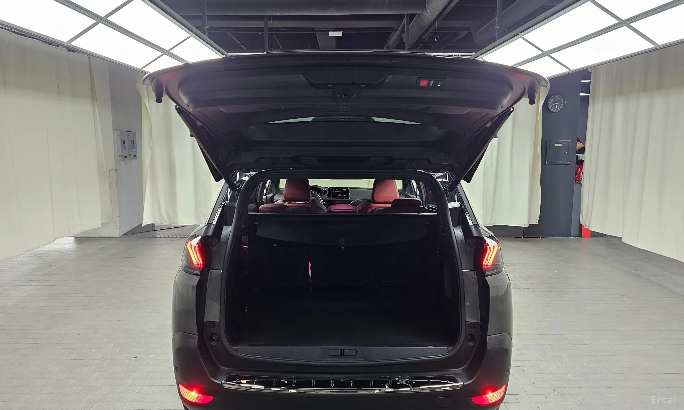 Peugeot 5008 2nd generation превью 20