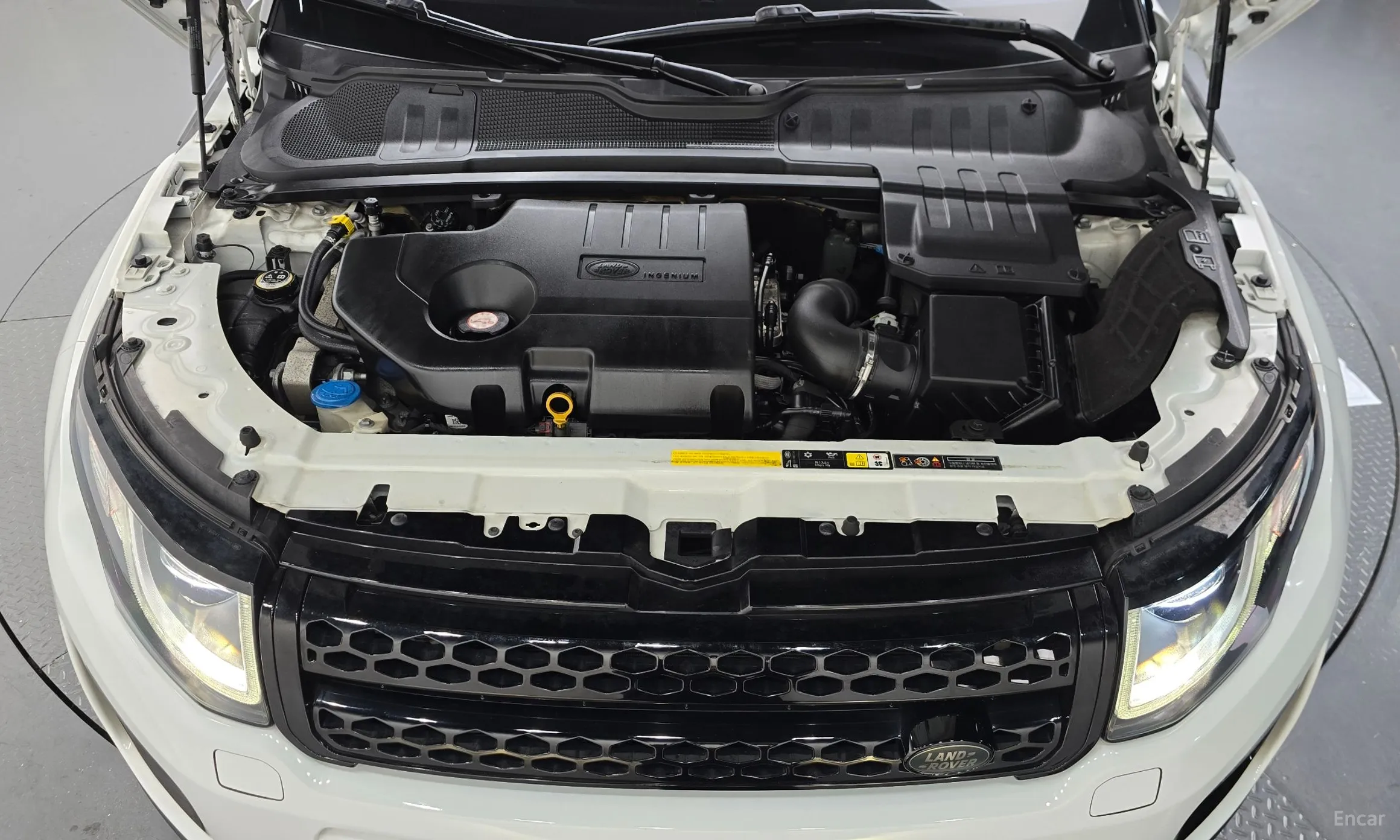 Land Rover Range Rover Evoque превью 6