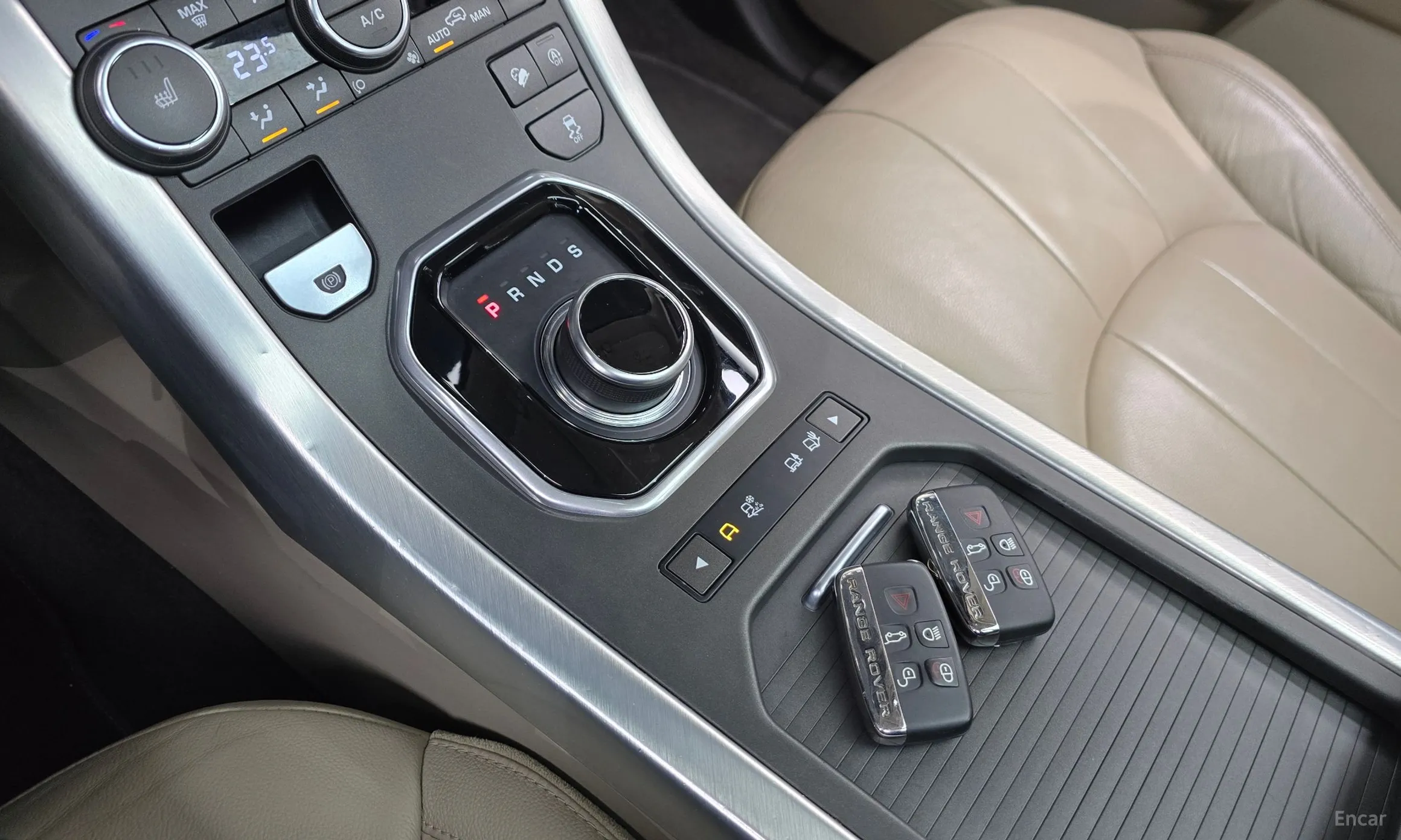 Land Rover Range Rover Evoque превью 9