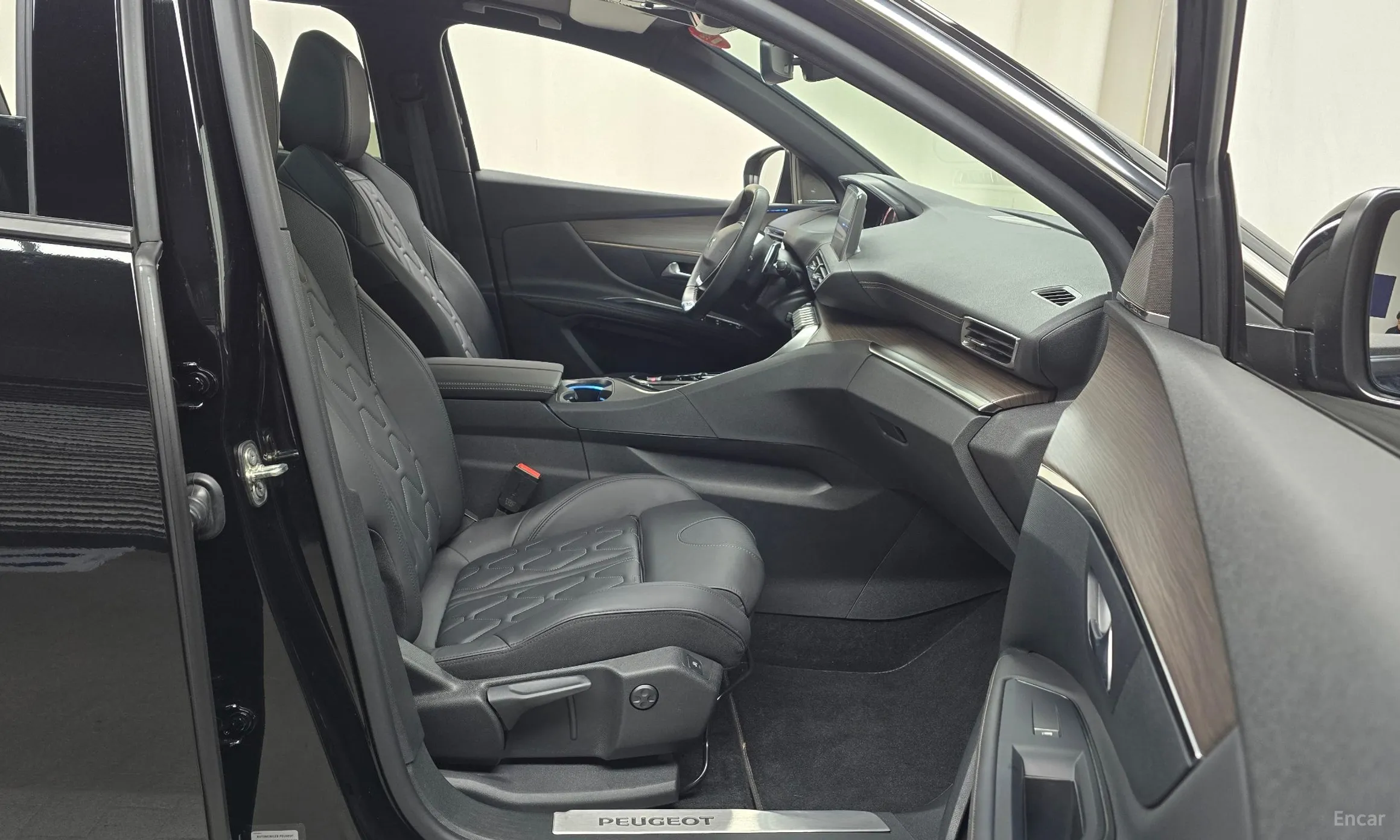 Peugeot 5008 2nd generation превью 11