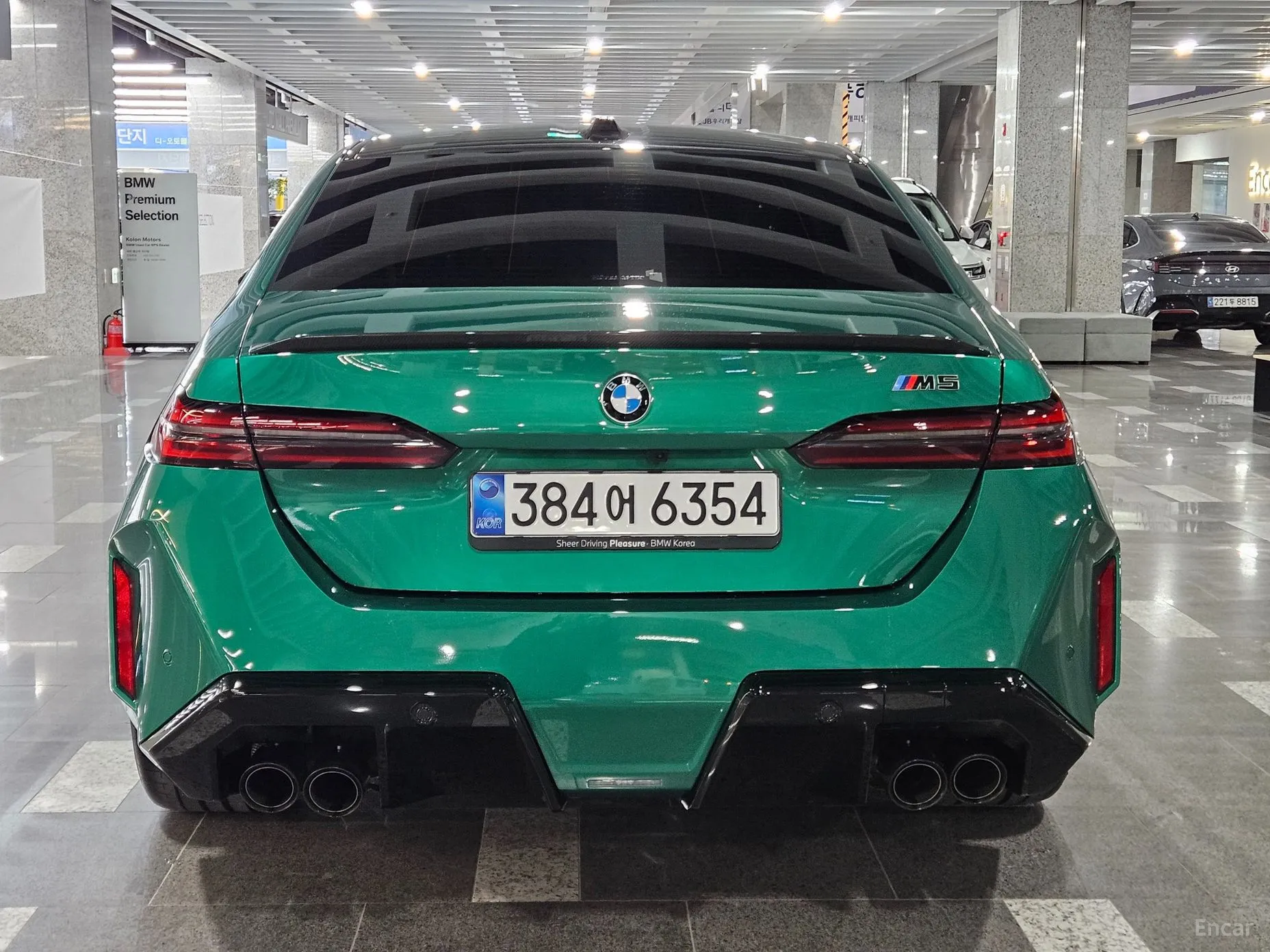BMW M5 (G90) превью 4