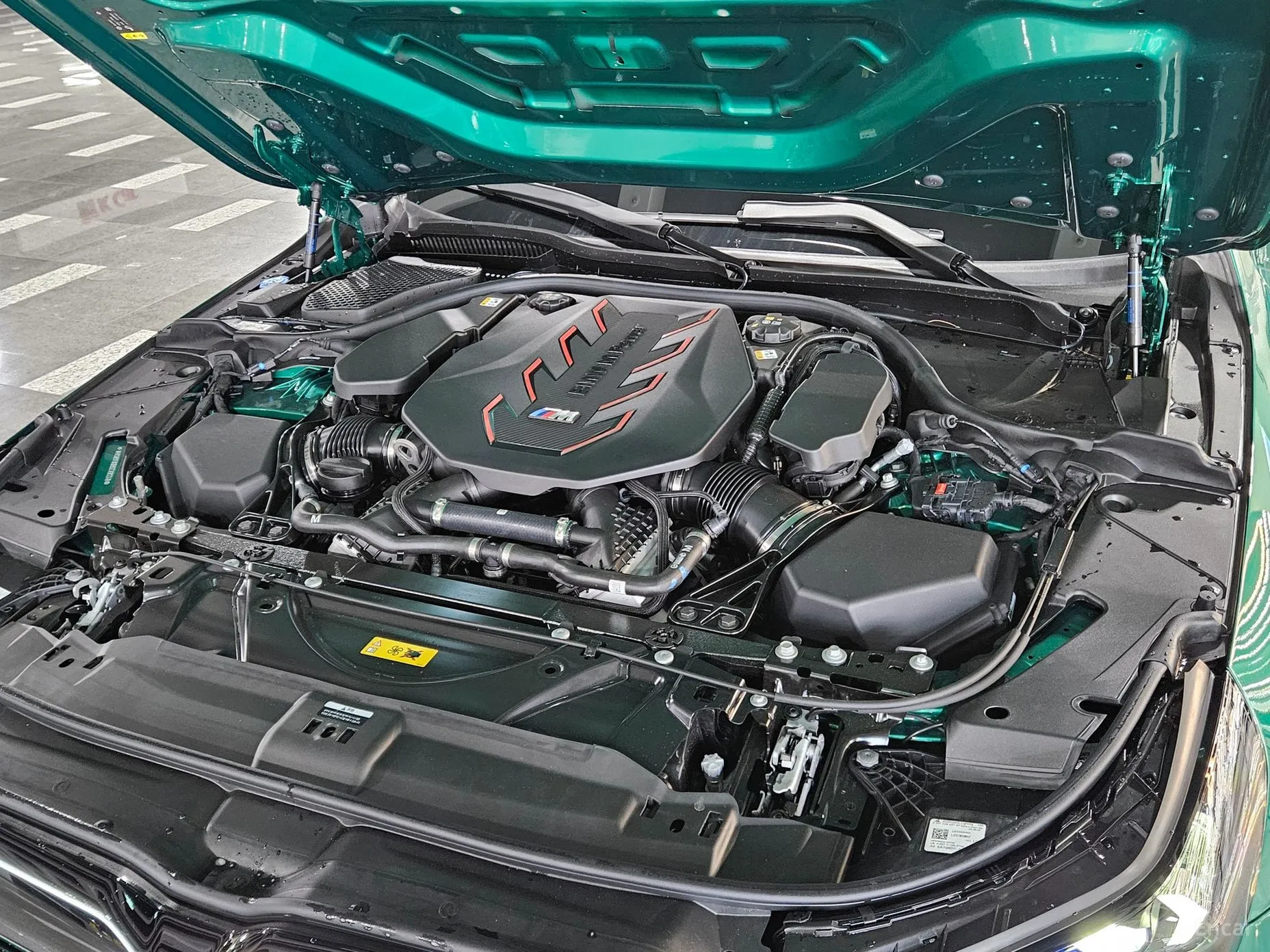 BMW M5 (G90) превью 5