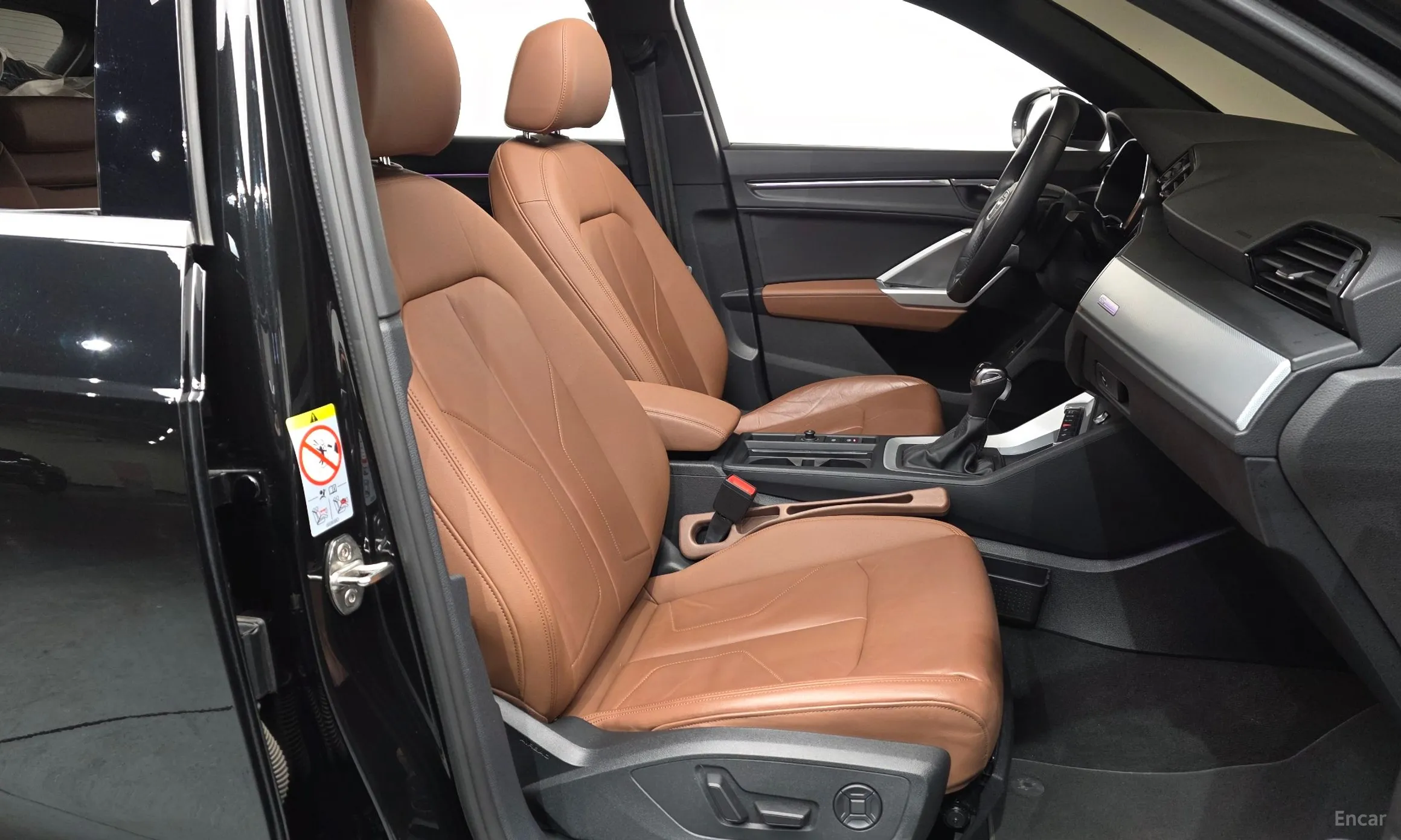 Audi Q3 (F3) превью 10