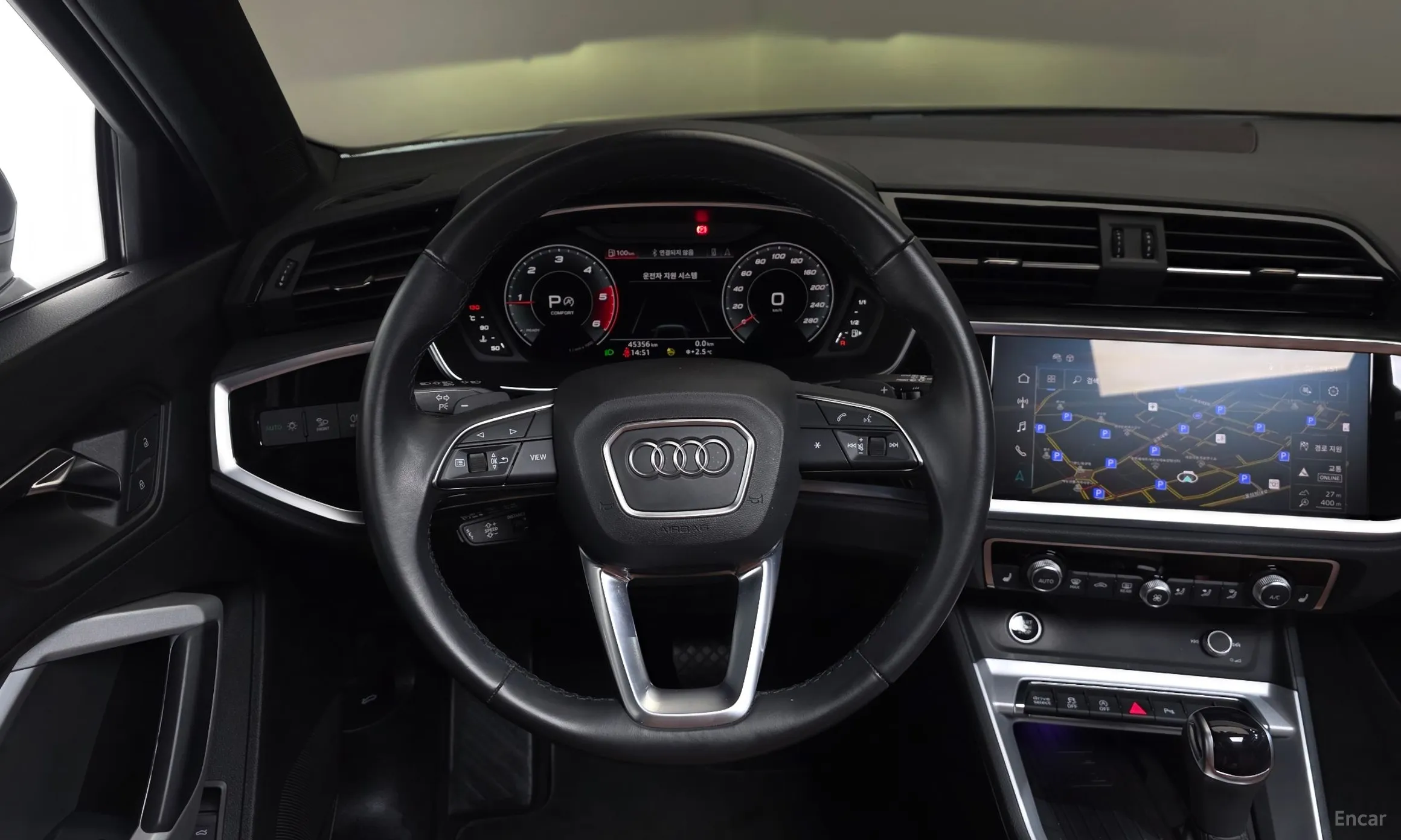 Audi Q3 (F3) превью 13