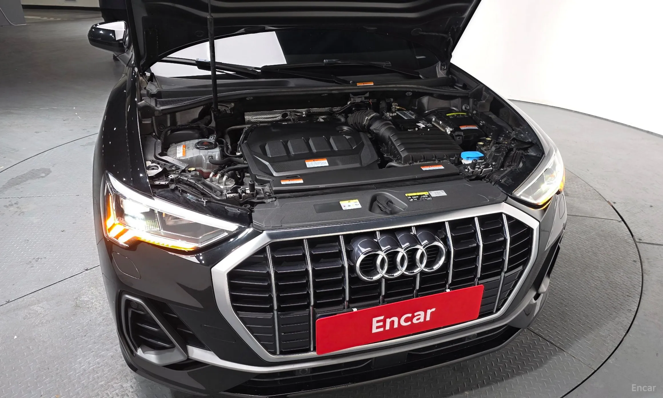 Audi Q3 (F3) превью 6