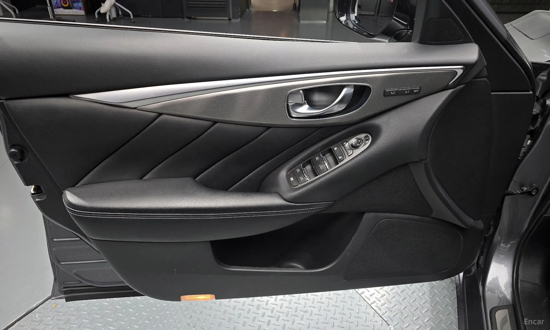 Infiniti Q50 превью 15
