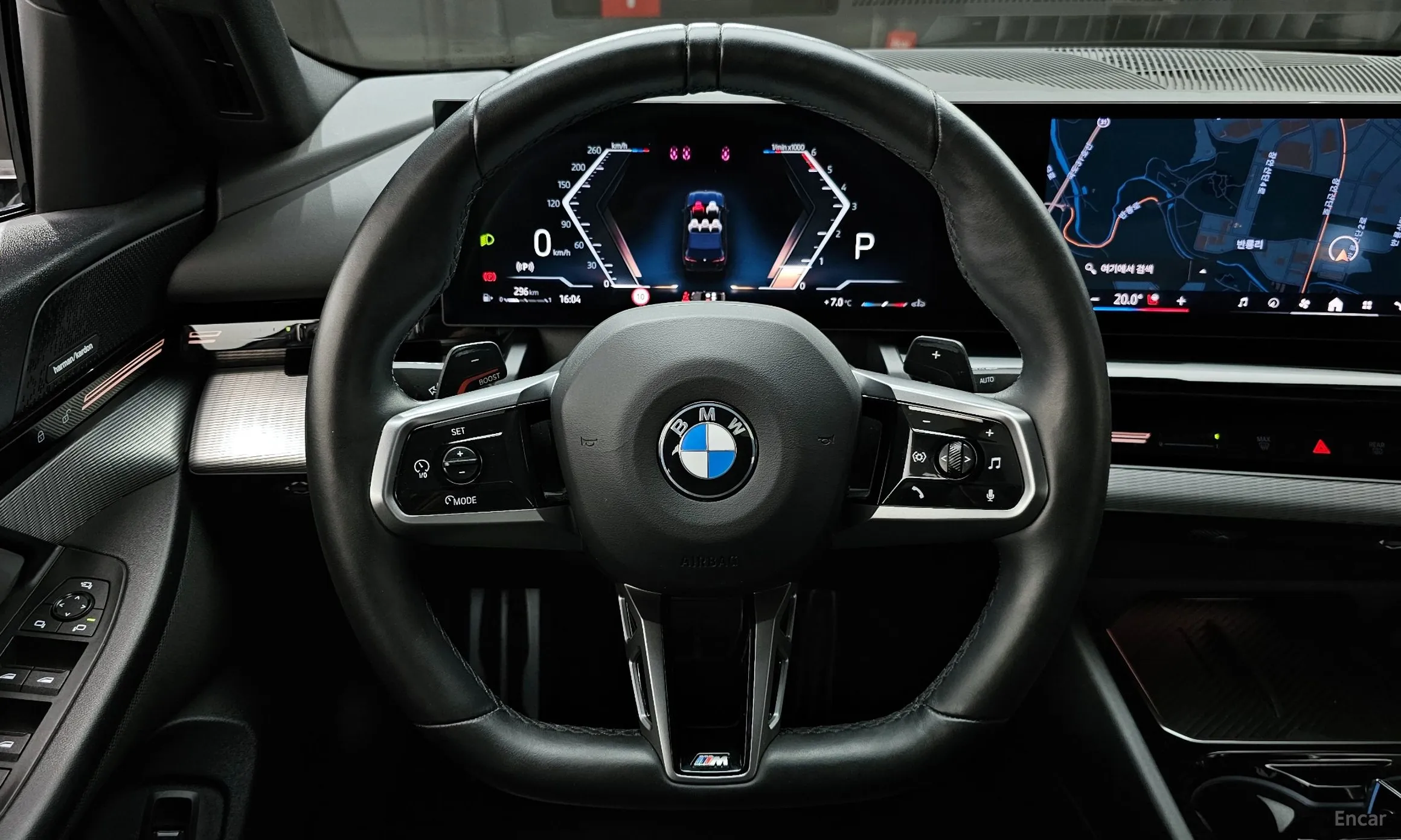 BMW 5 Series (G60) превью 13