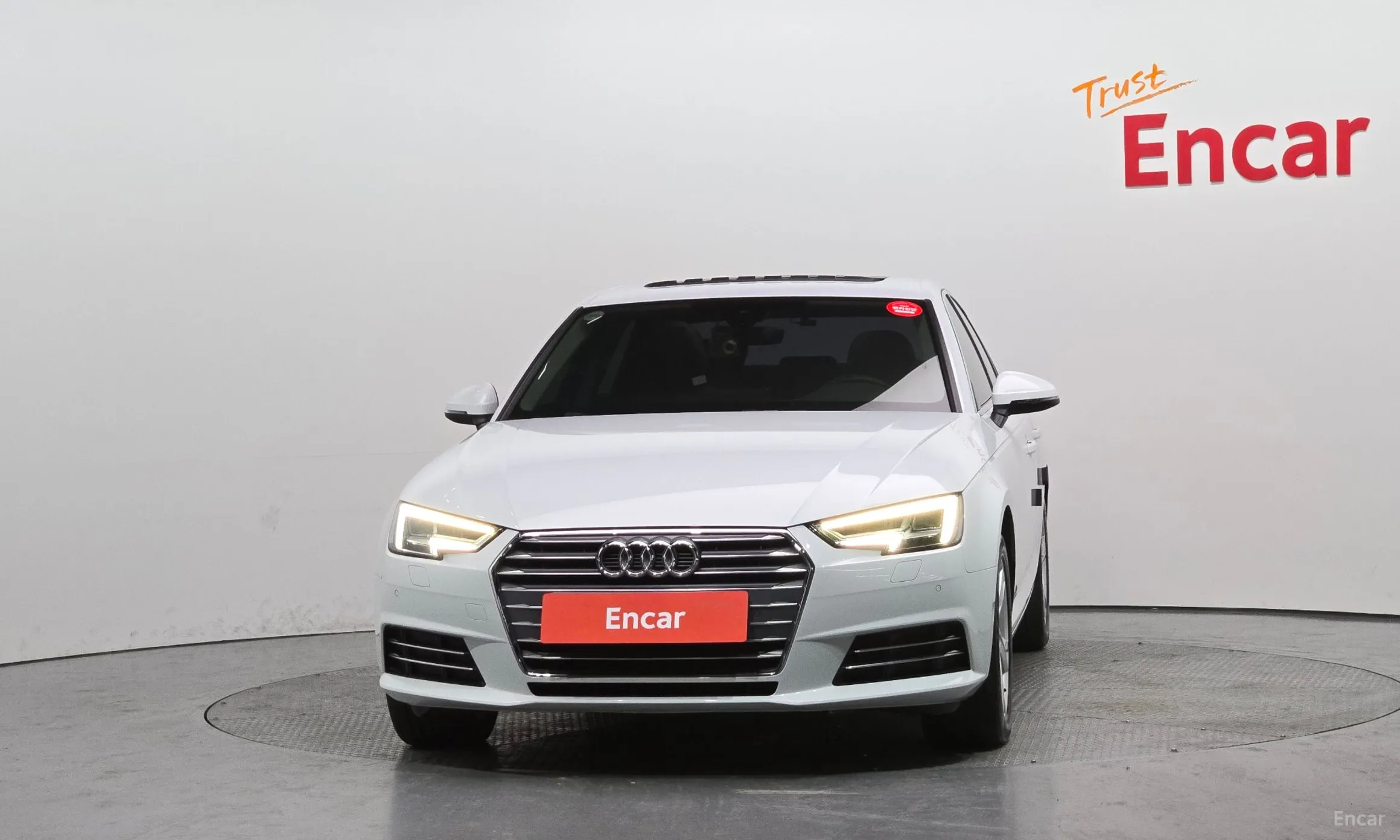 Audi A4 (B9) превью 3